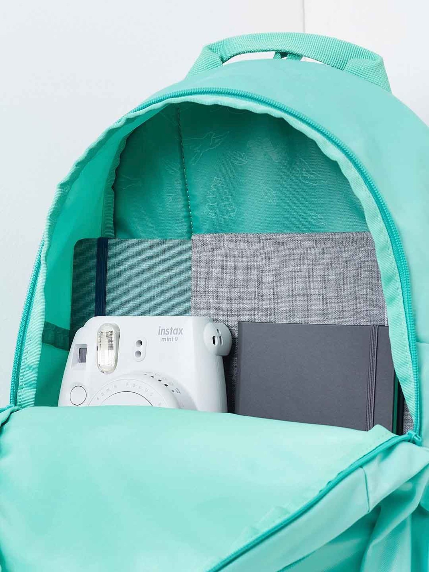 Wiki Back to School 1 Green Polyester Printed Backpack - 22 Ltrs