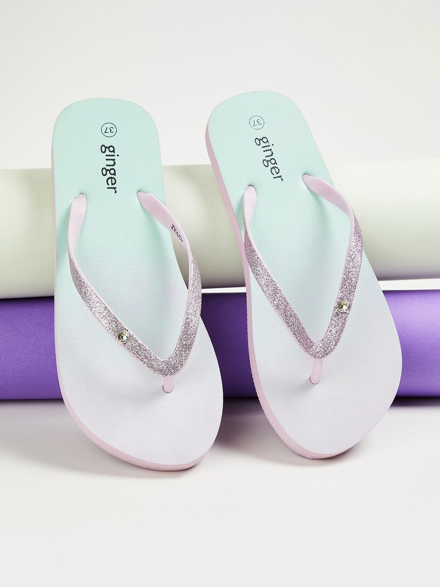 Ginger by Lifestyle Women's Lilac Flip Flops