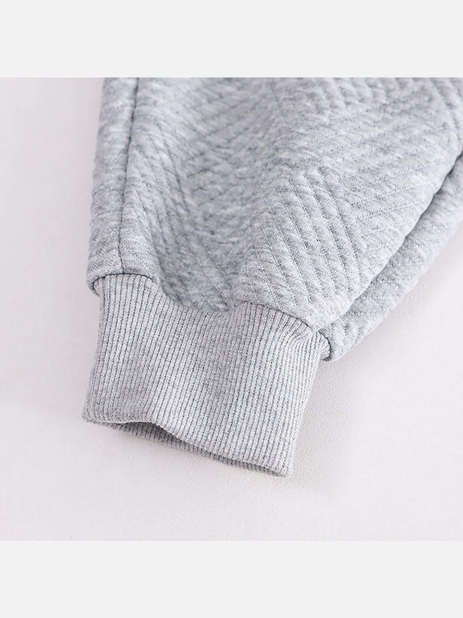 Little Surprise Box Kids White & Grey Textured Pattern Full Sleeves Sweatshirt Set