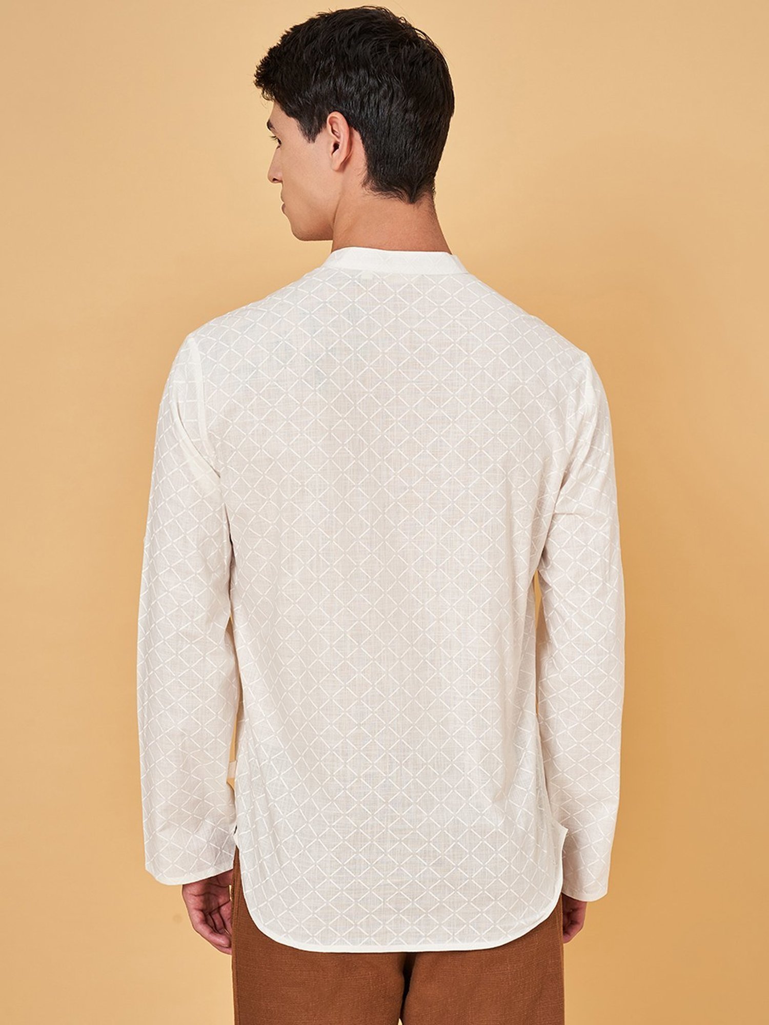 Indus Route By Pantaloons Star White Regular Fit Printed Short Kurta