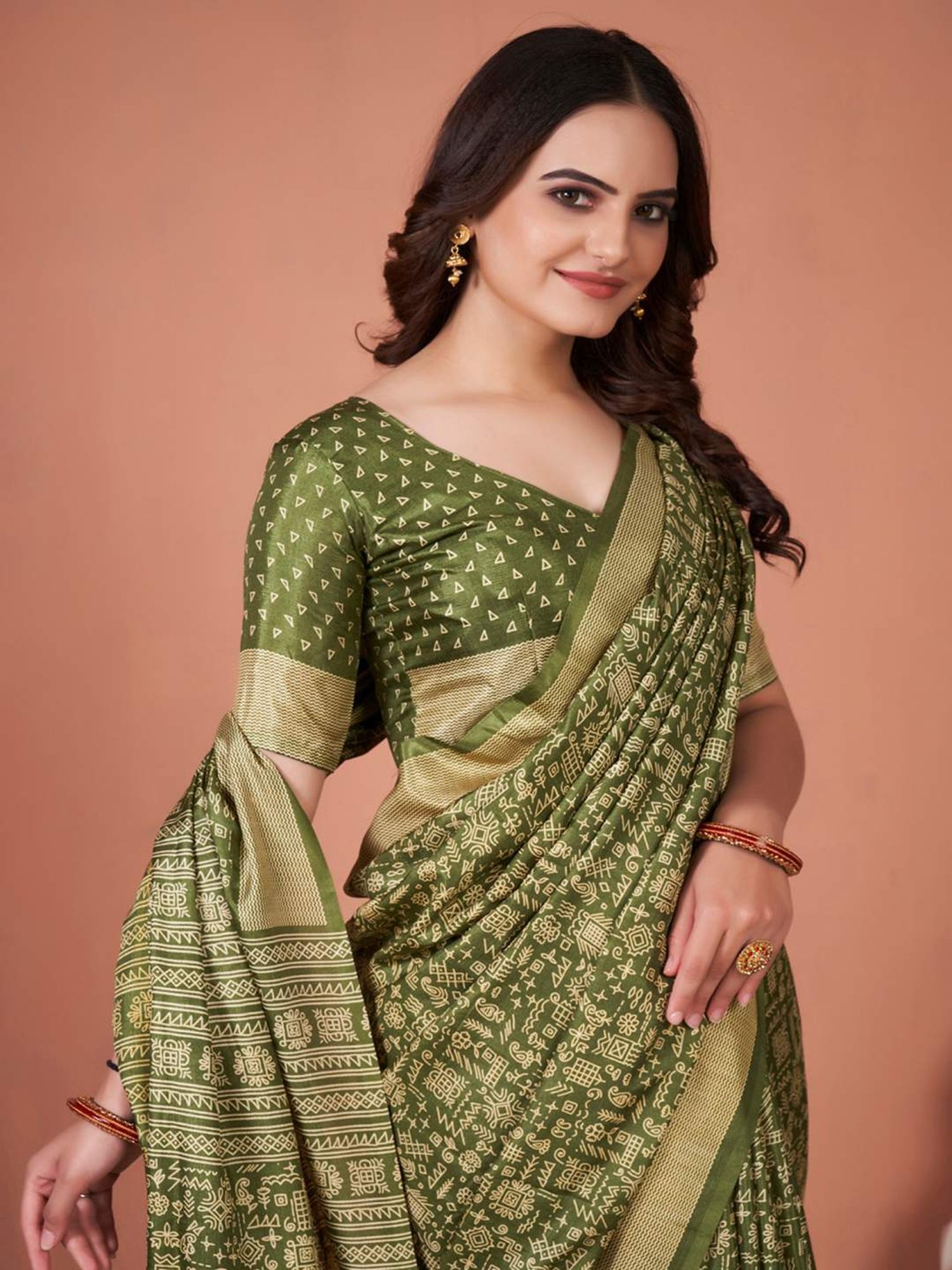 Saree Mall Green Silk Printed Saree With Unstitched Blouse