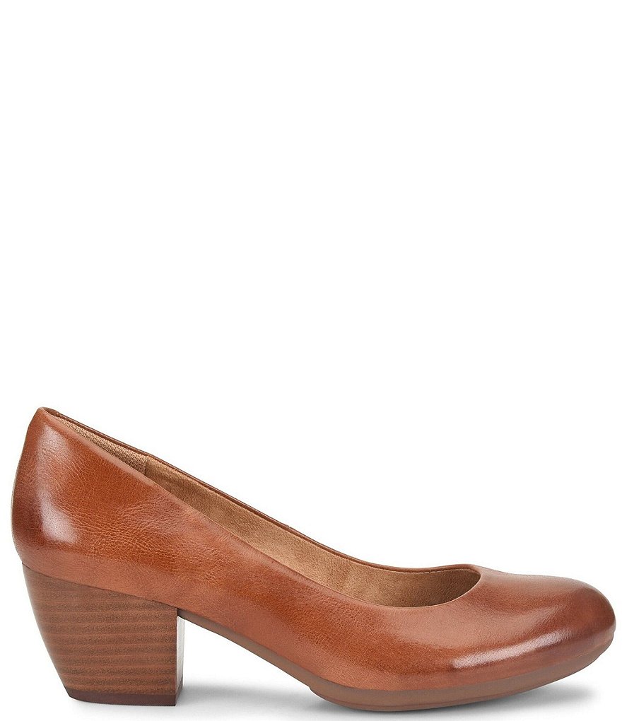 Comfortiva Amora Leather Block Heel Pumps