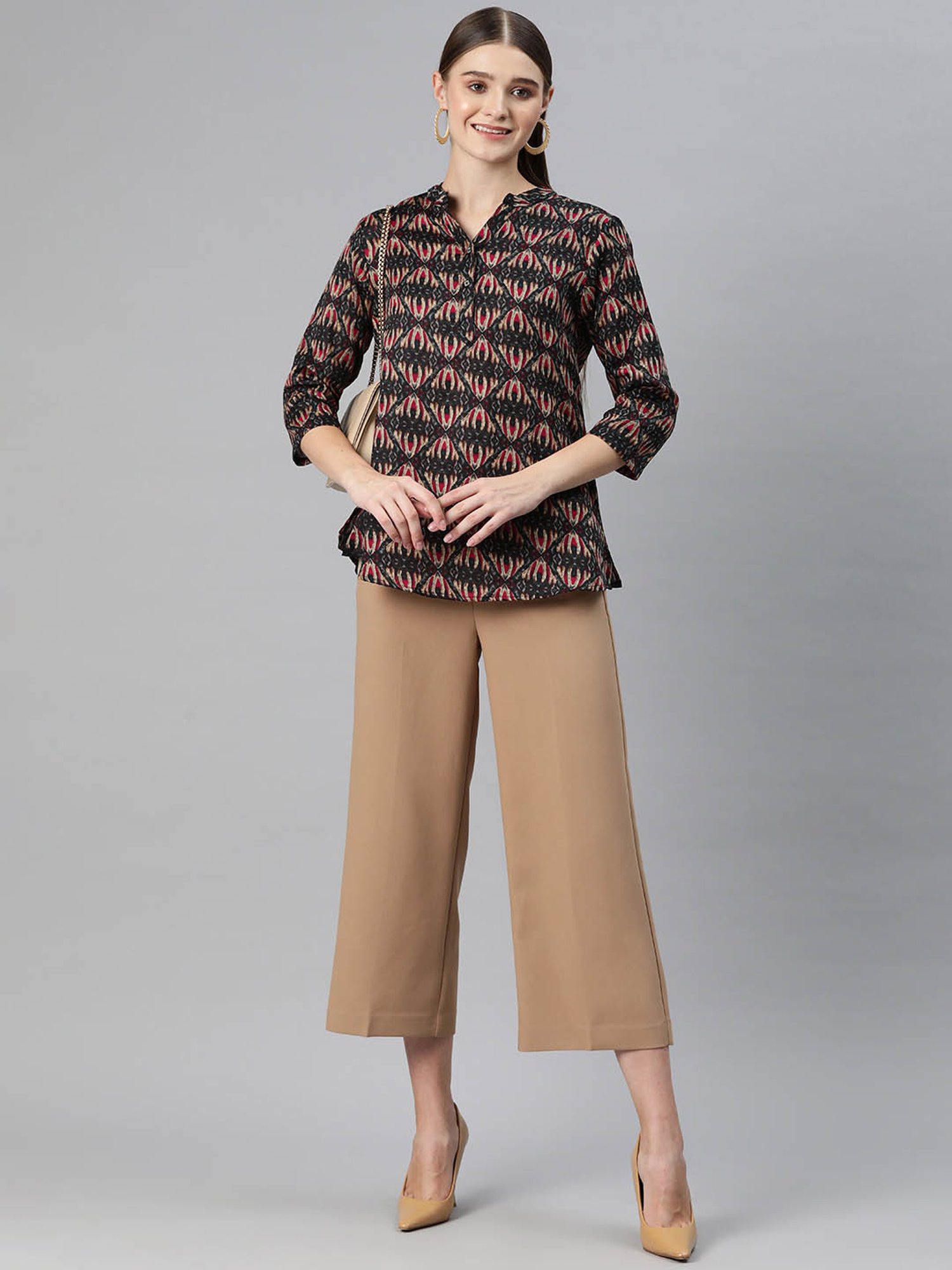 Cottinfab Black Cotton Abstract Print Top