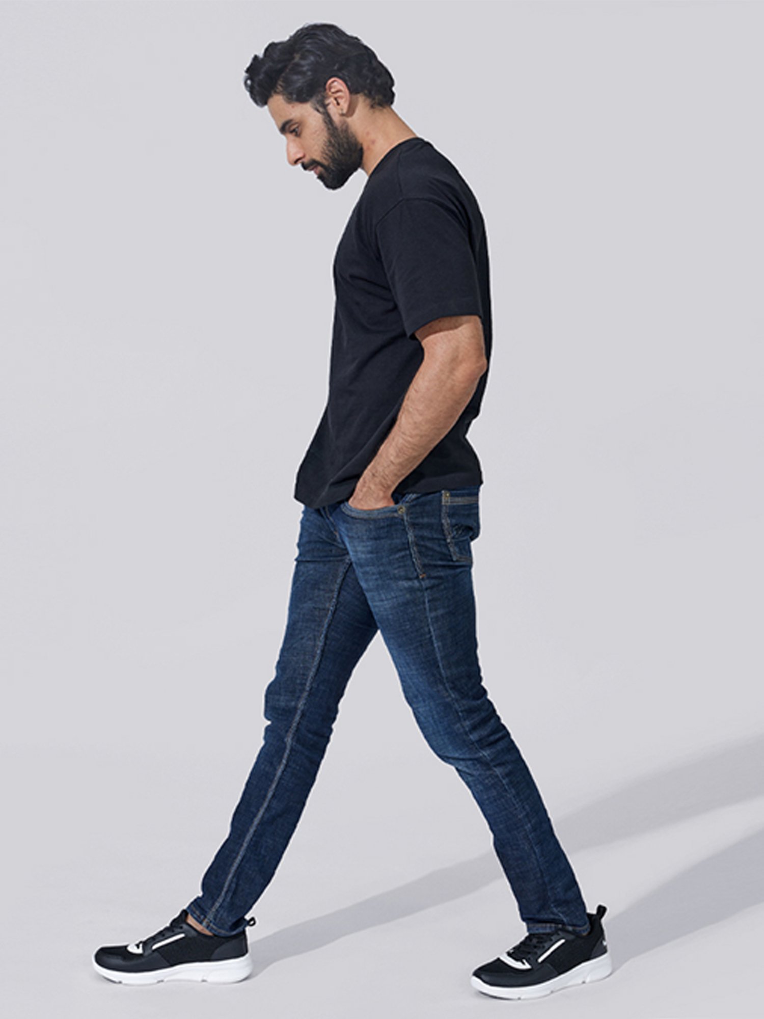 Neemans Men's Black Running Shoes