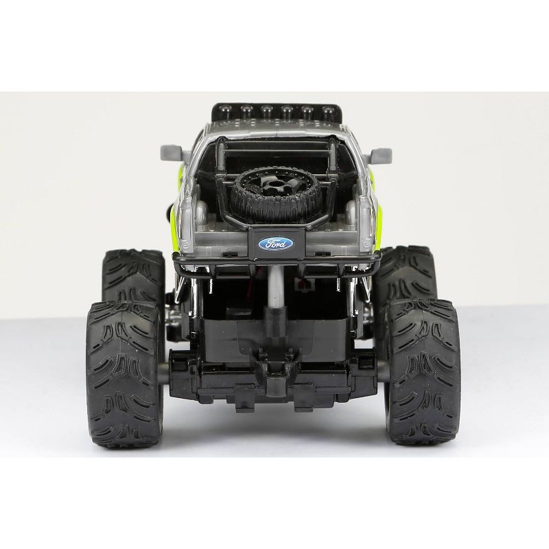 New Bright Radio Control Toy Vehicle - Ford Raptor - 1:24 Scale