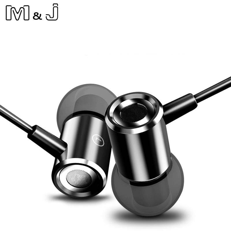 Everyday Wholesale Lots Black Earbuds Bundle Bulk in-Ear Earphones 124 Pack