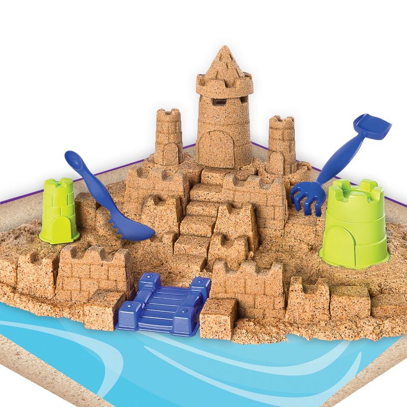 Kinetic Sand - Beach Sand Kingdom Playset with 3lbs of Beach Sand, for Ages 3 and Up