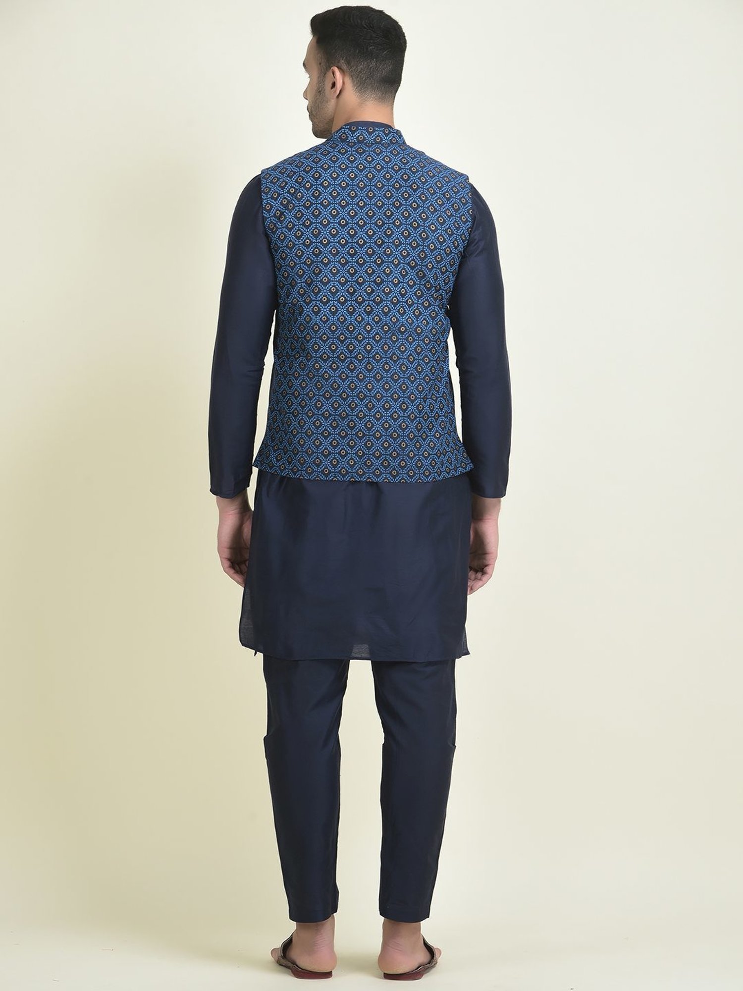 Deyann Navy Blue Regular Fit Printed Kurta Set With Jacket