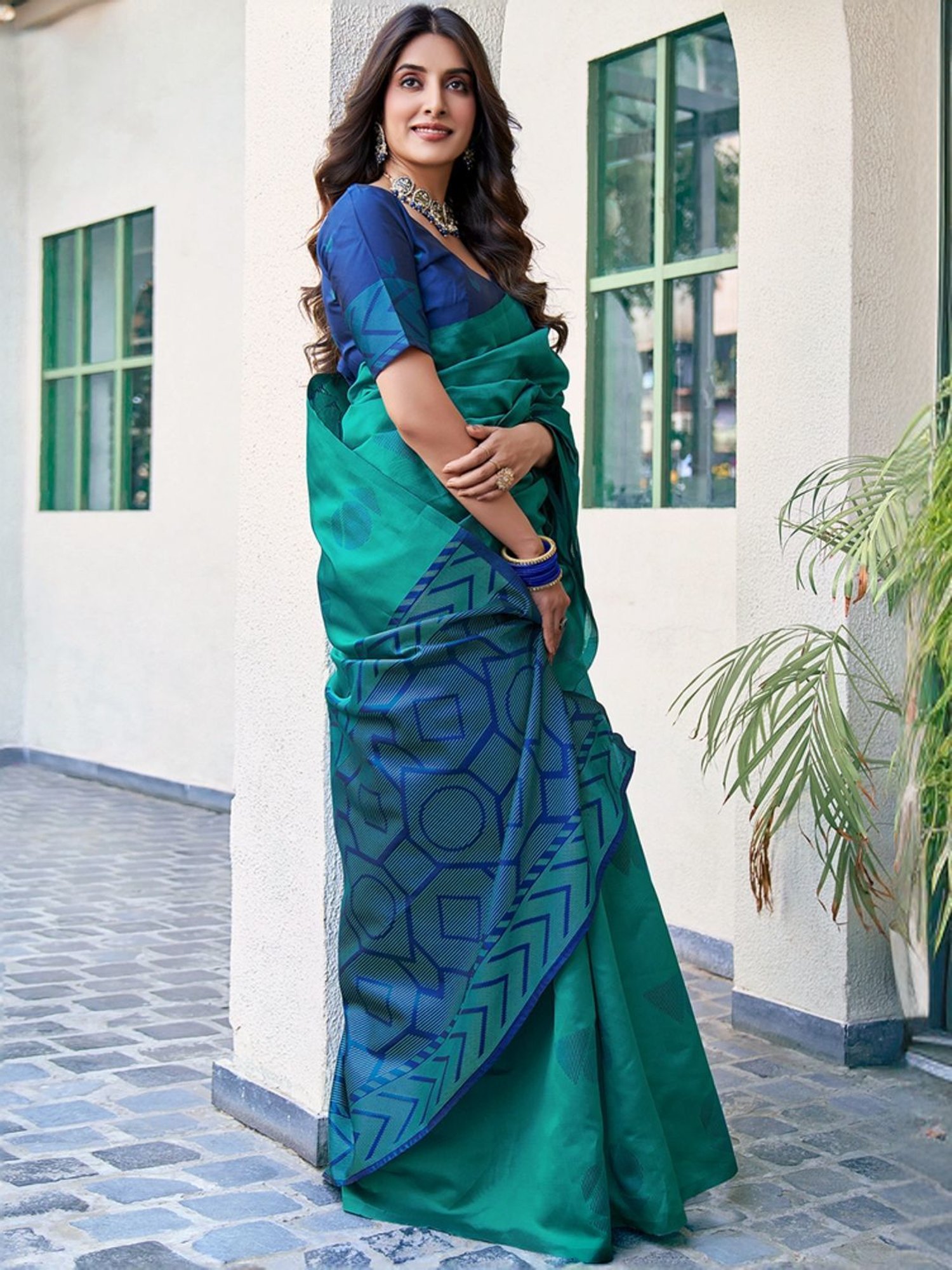 Unnati Silks Red Silk Printed Saree With Unstitched Blouse