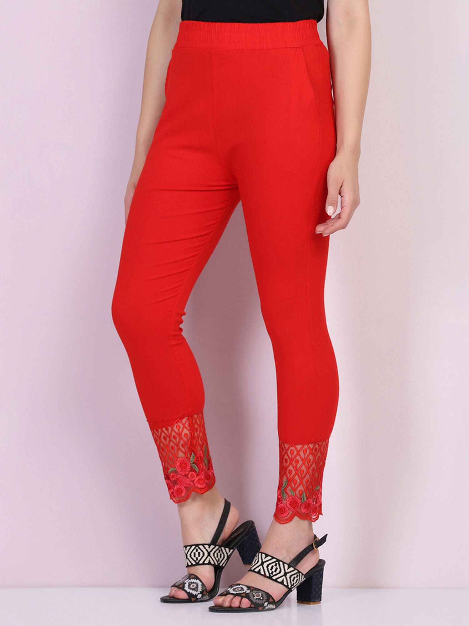 BUYNEWTREND Red Embroidered Leggings