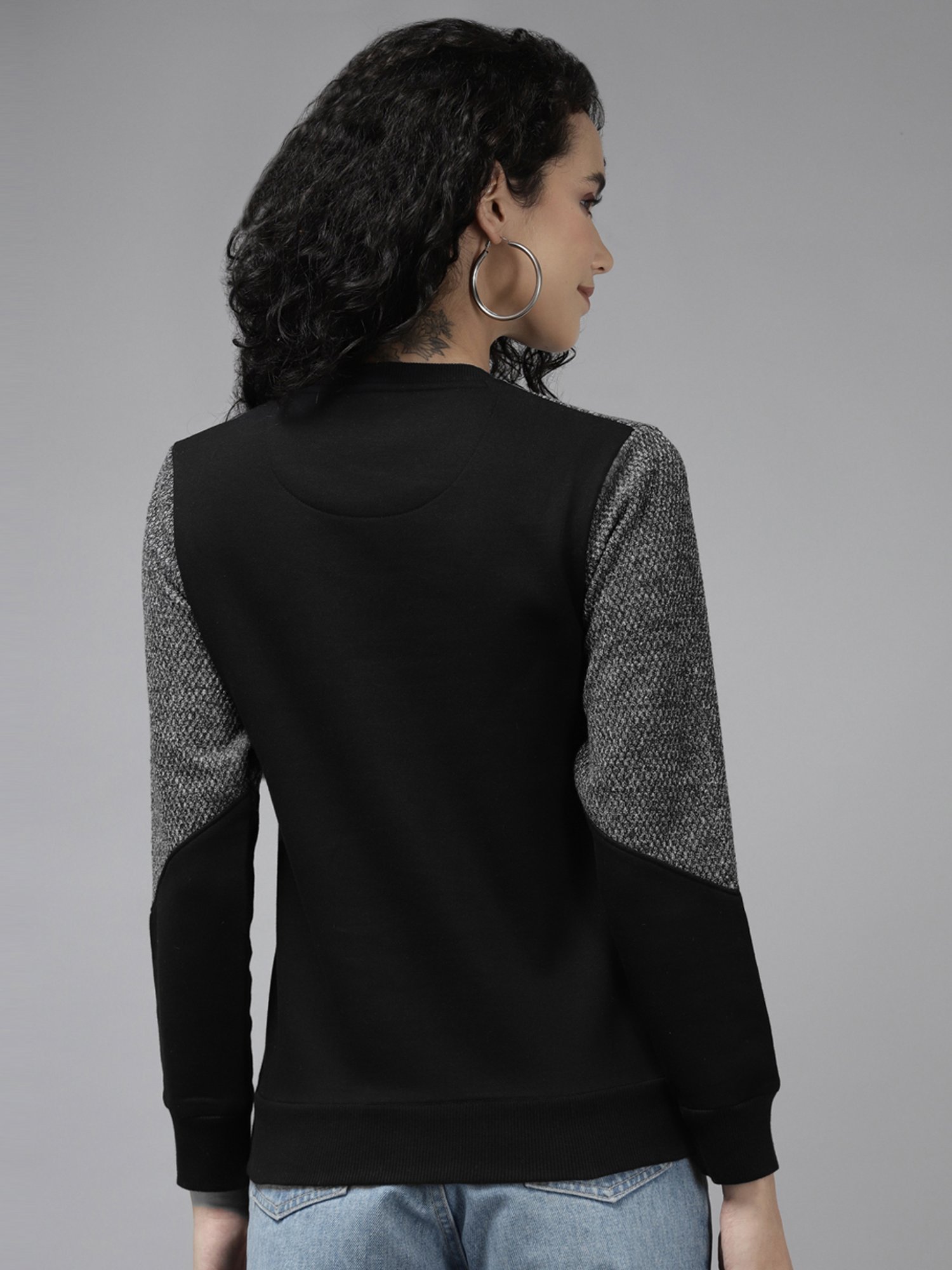 Cayman Black Regular Fit Sweatshirt