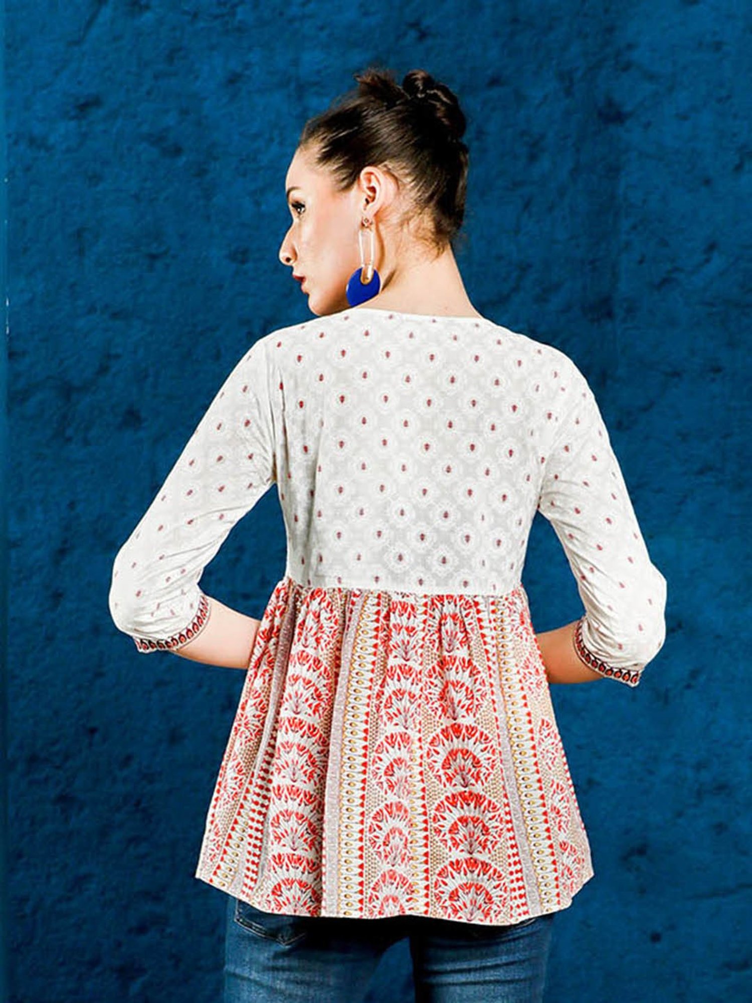 Jaipur Kurti White & Maroon Printed Peplum Top