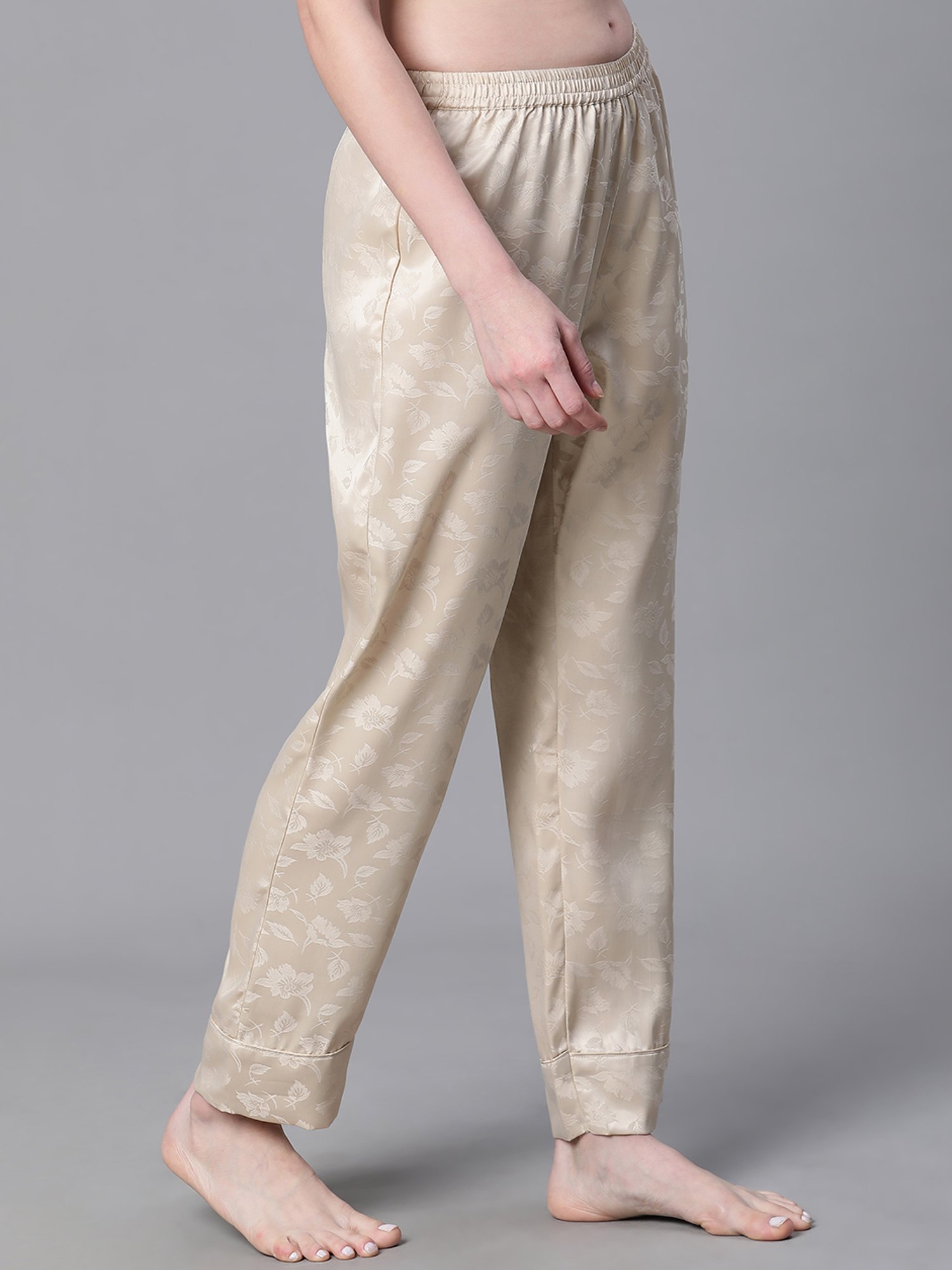 Oxolloxo Beige Satin Floral Print Pyjamas