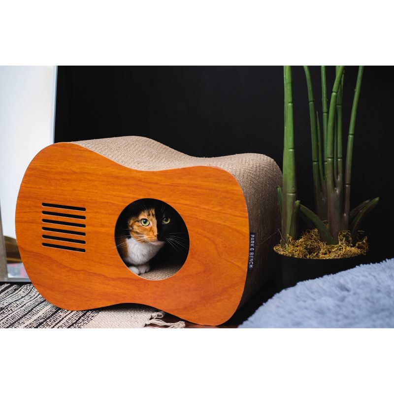 Park & Bench Tremolo Cat Scratcher Wood