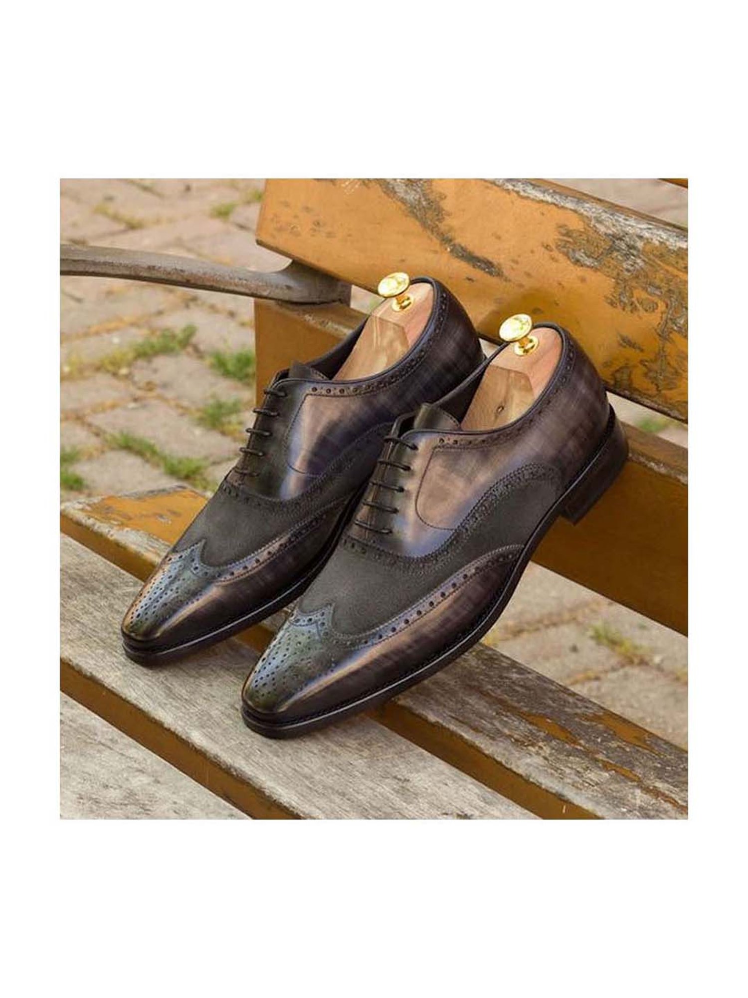 Pro Beige Cedar Wood Premium Shoe Tree (40)