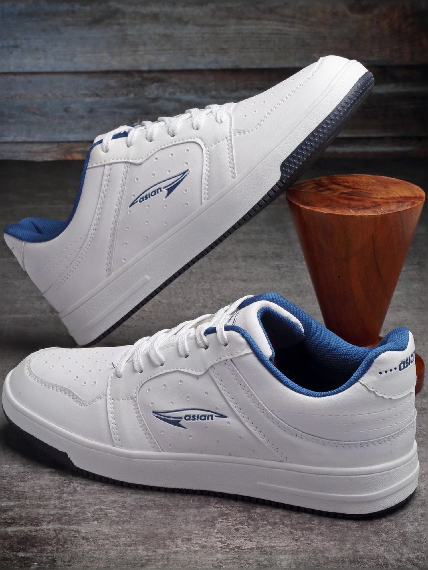 Asian Men's White Casual Sneakers