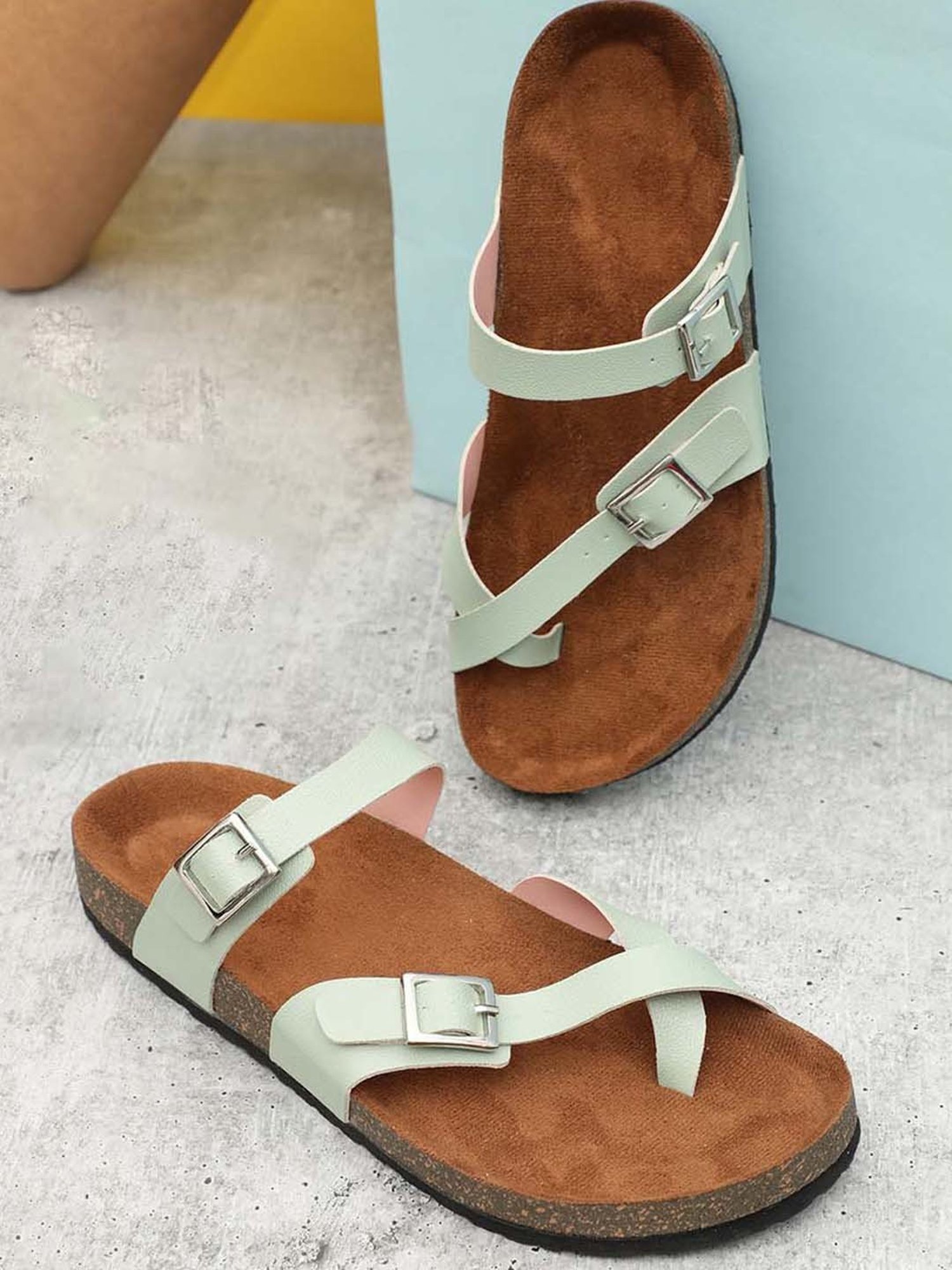 Mozafia Women's Sea Green Toe Ring Sandals