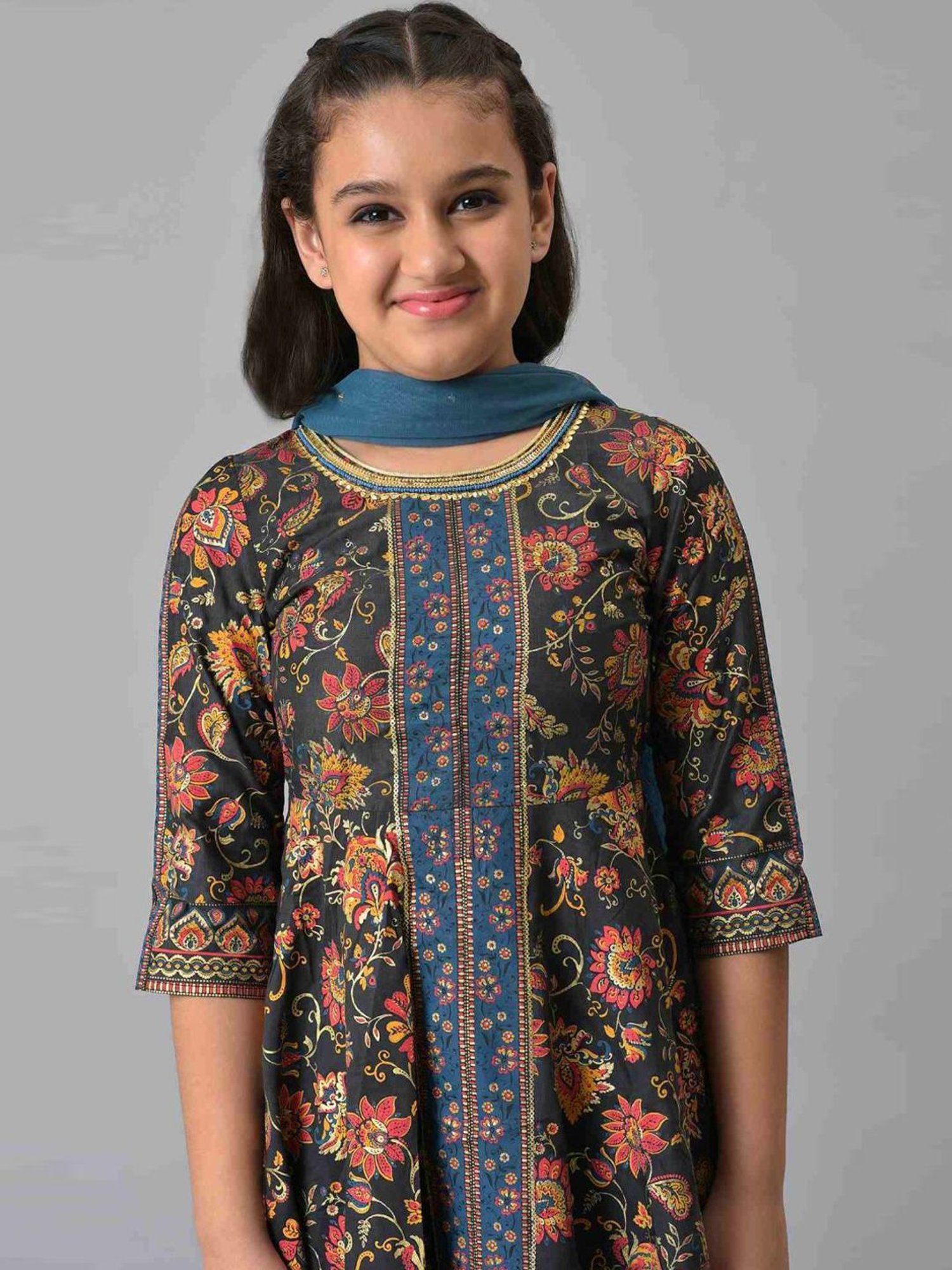 Aurelia Kids Black & Blue Floral Print Kurta Set