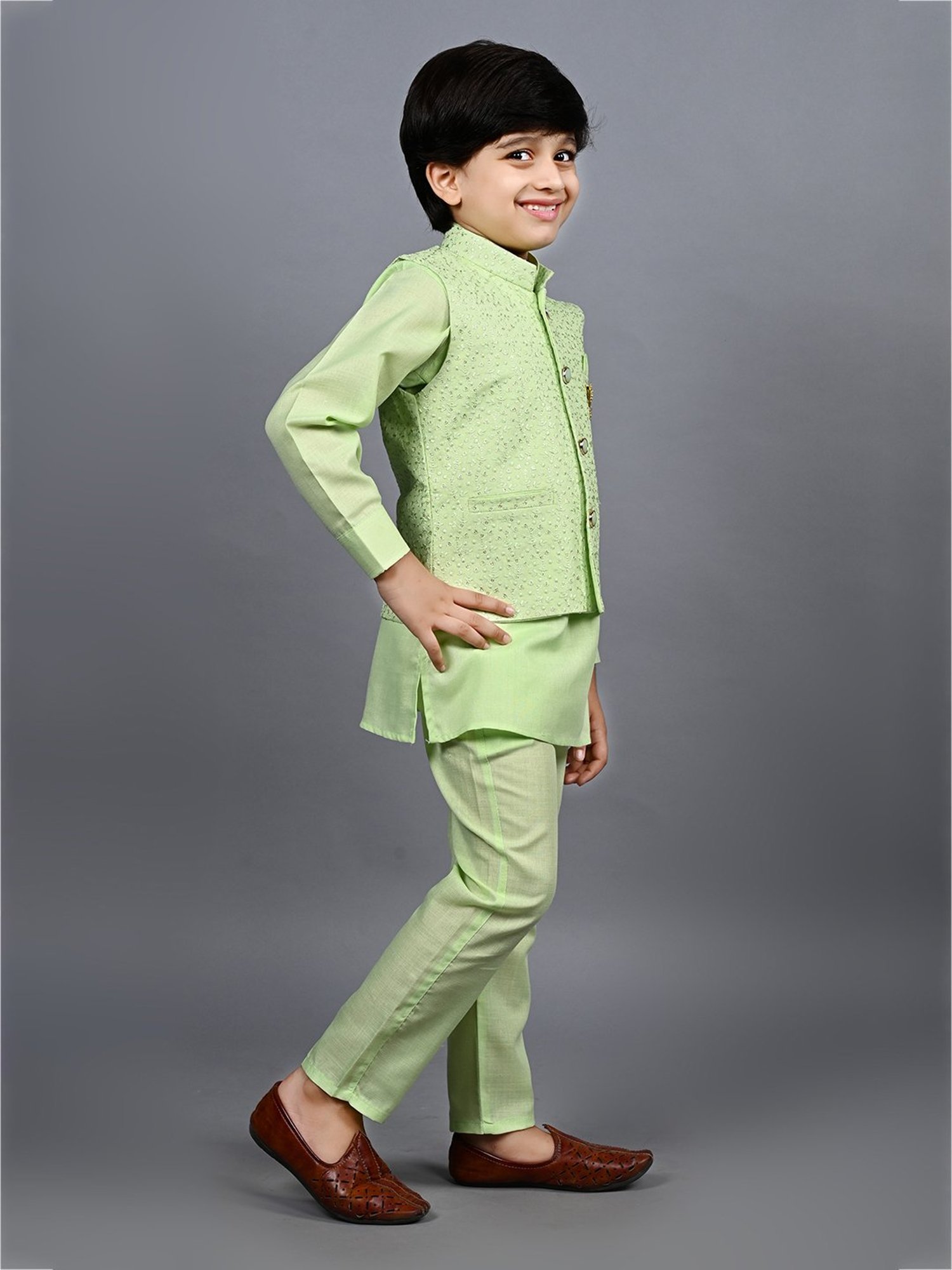 Ahhaaaa Kids Green Embellished Full Sleeves Sherwani, Jacket & Pyjamas