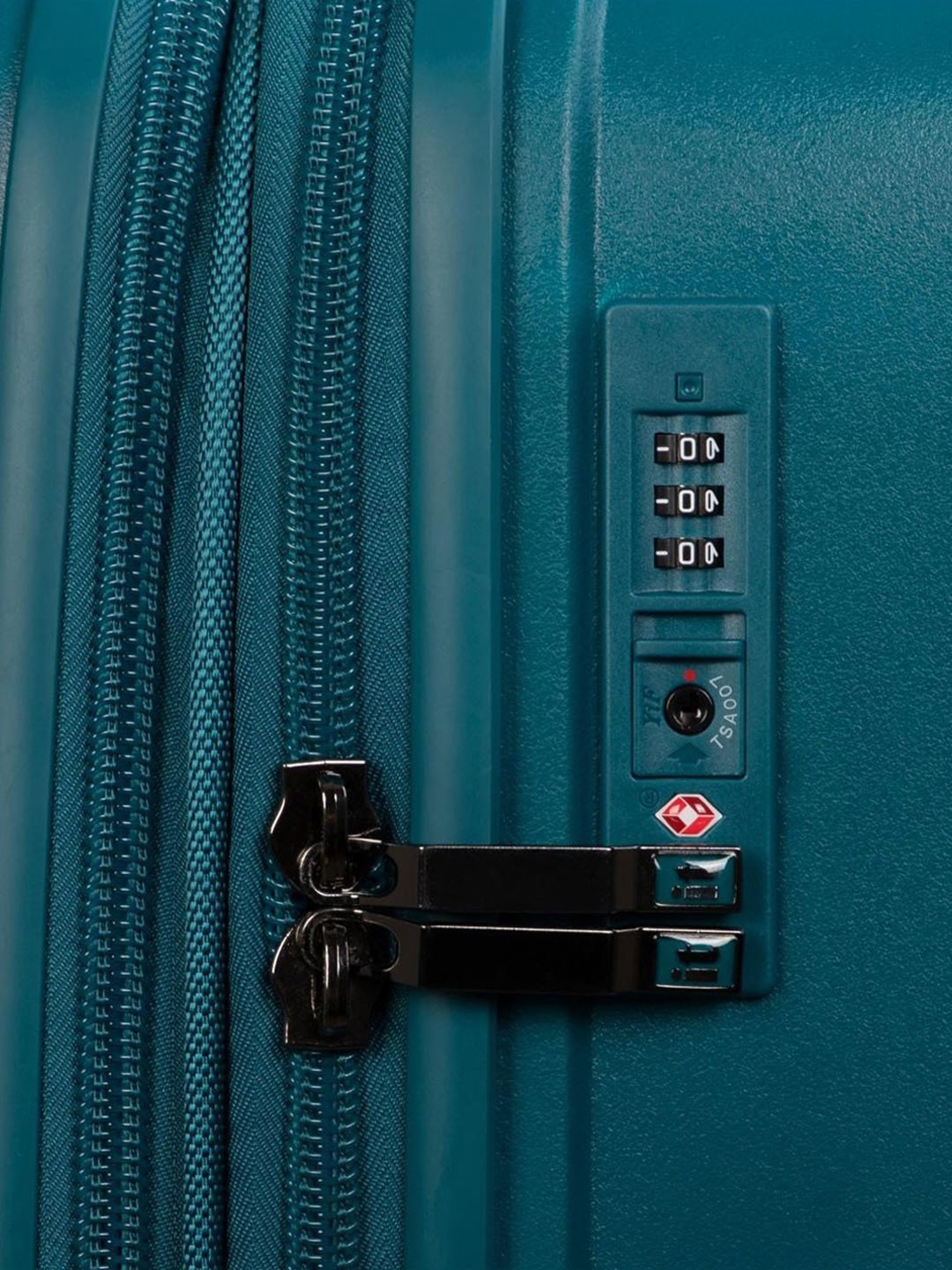 it luggage Influential Blue Cabin -20 inches Expandable Hardsided Trolley Bag with TSA Lock