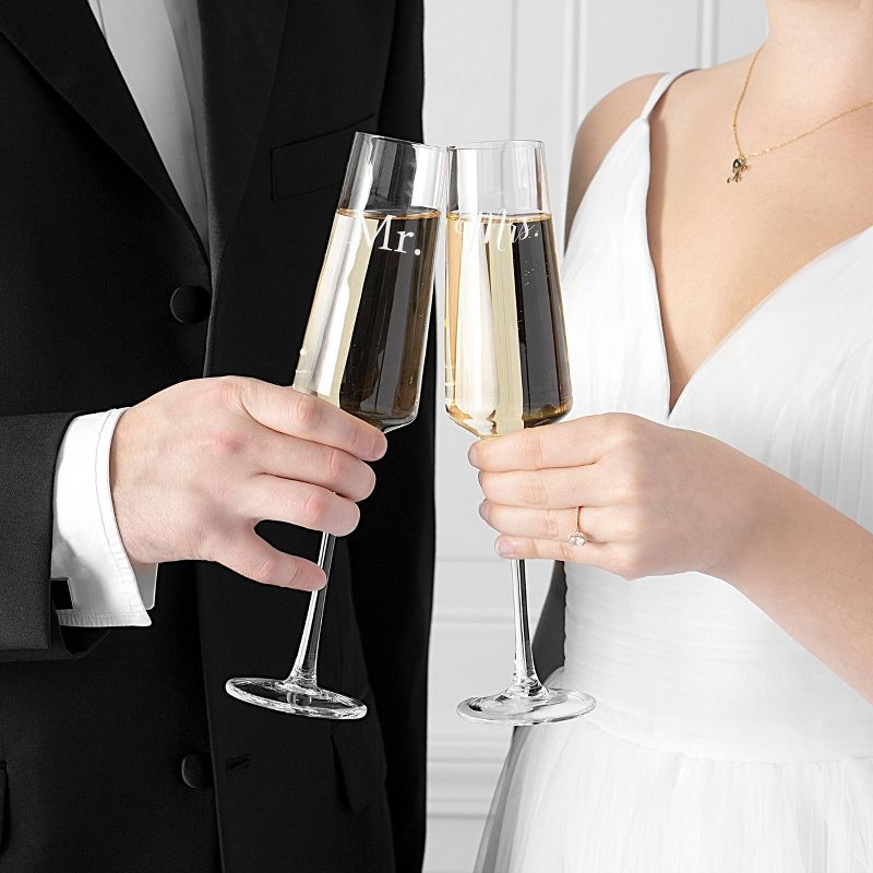 9.5oz "Mr. and Mrs" Wedding Champagne Estate Glasses