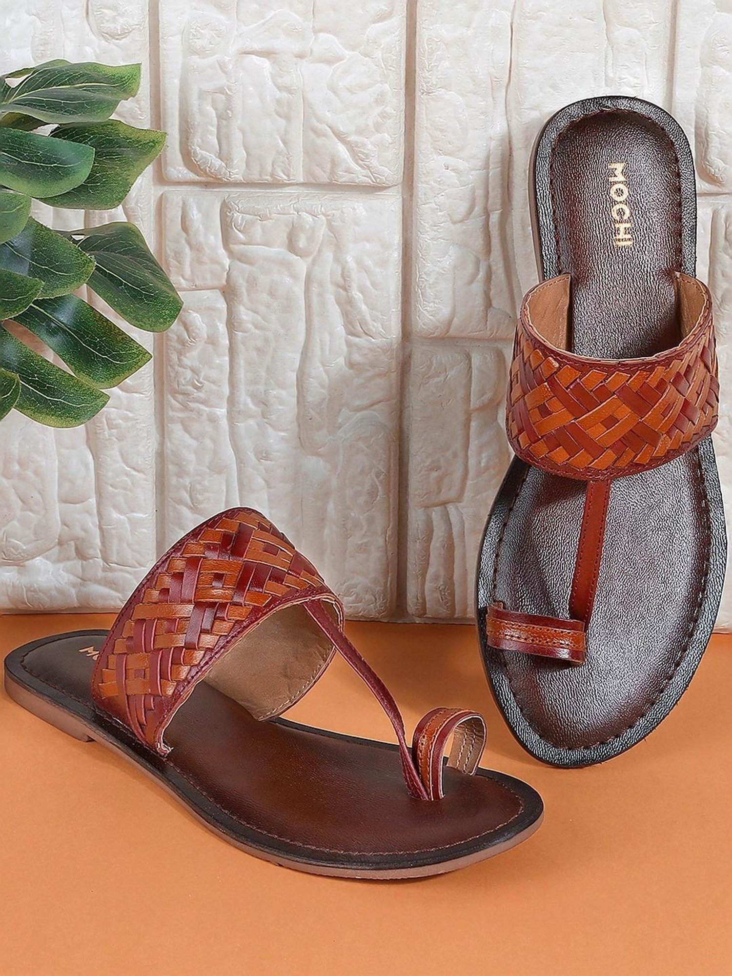 Mochi Women's Tan Toe Ring Sandals