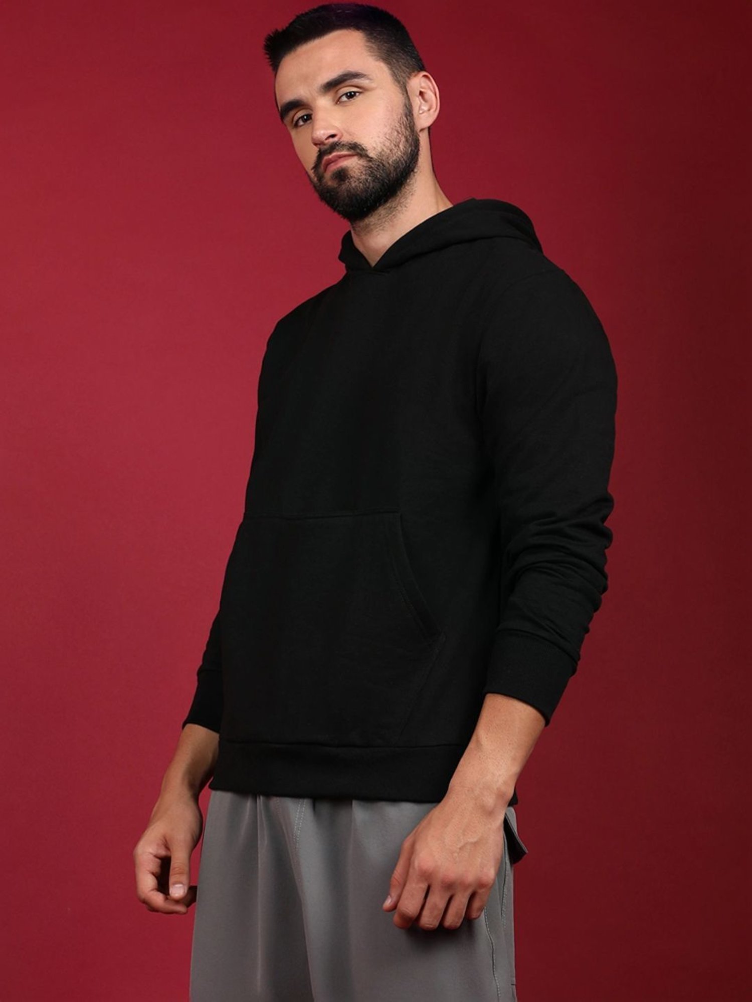 Campus Sutra Black Regular Fit Hooded Sweatshirt