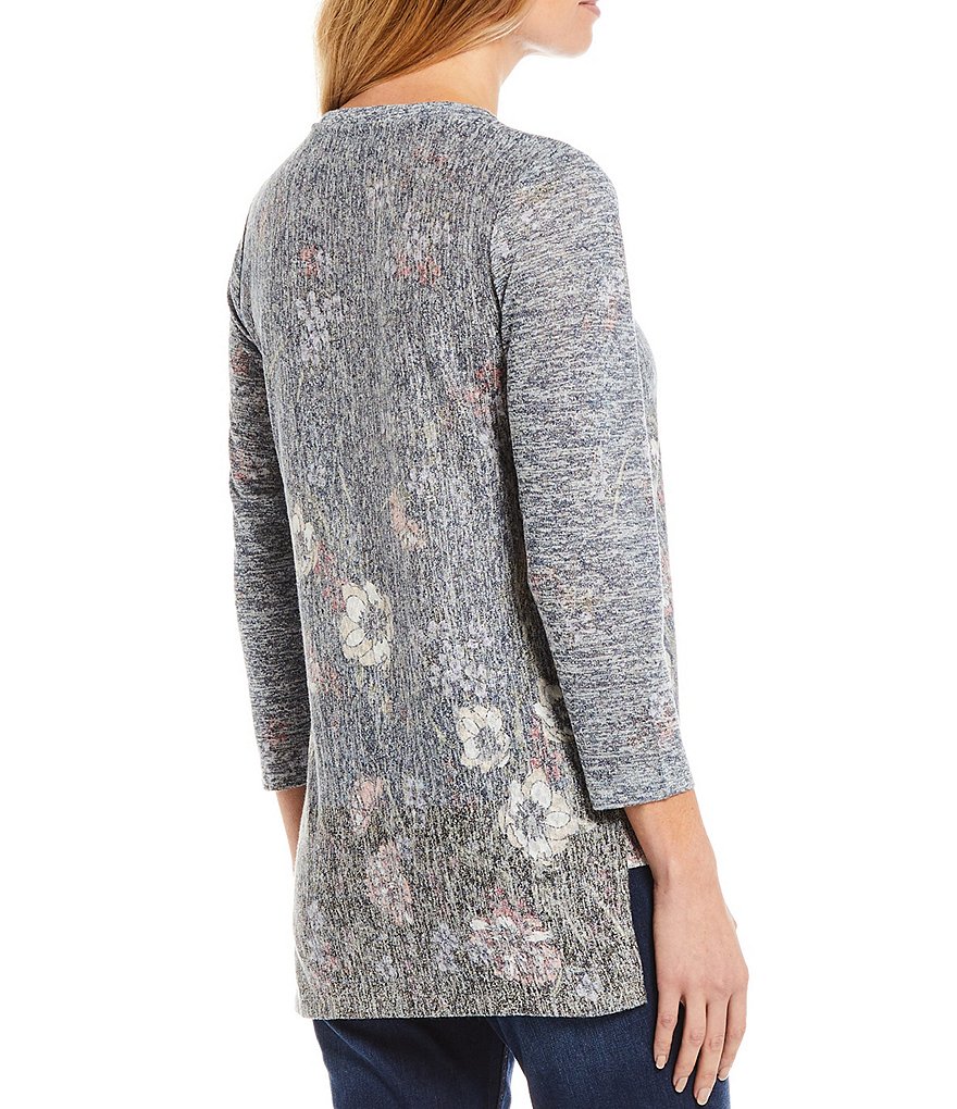 Bobeau Floral Slub Knit 3/4 Sleeve Side Panel Detail Hi-Low Tunic