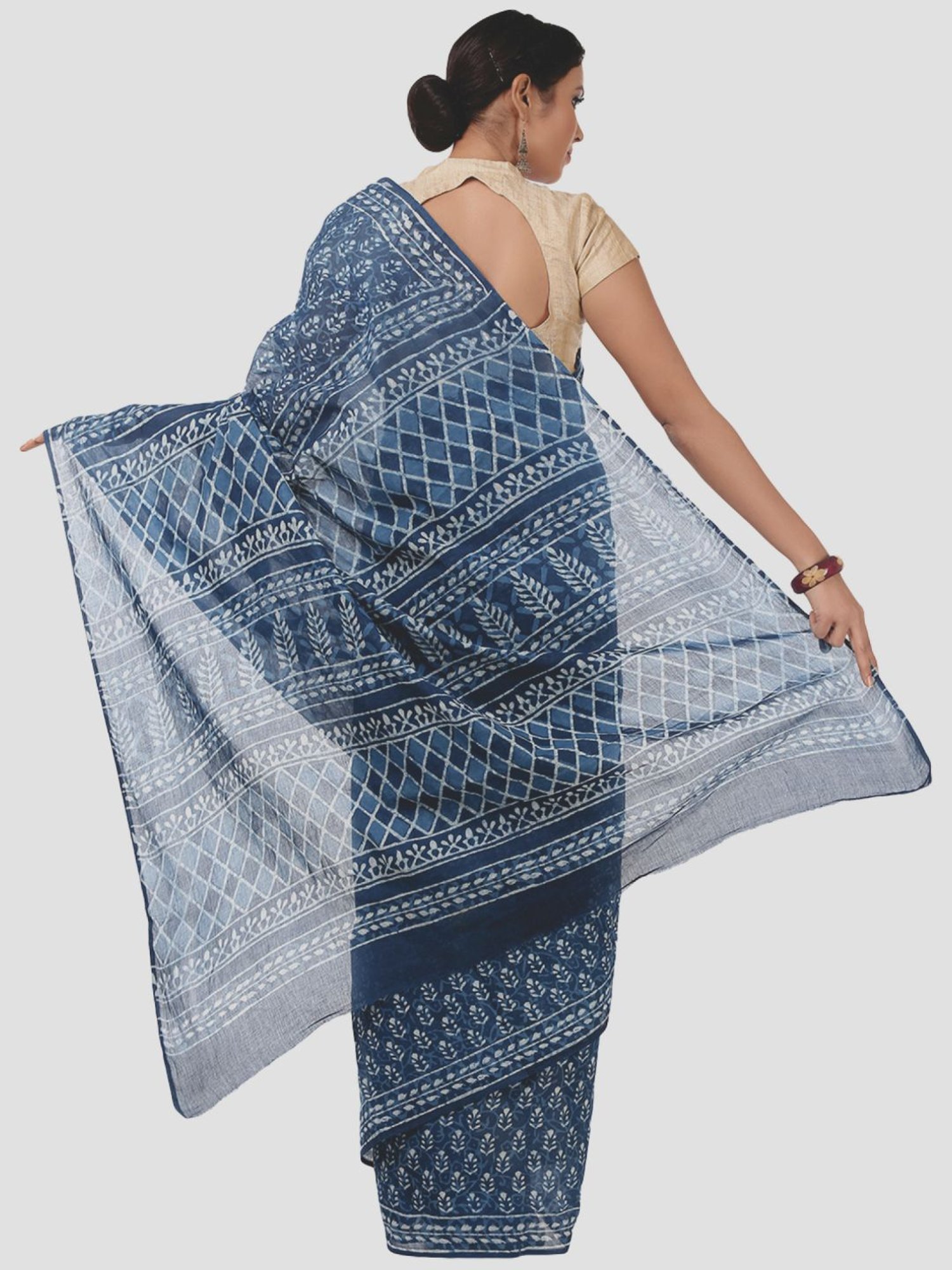 Kalakari India Blue Cotton Printed Saree With Unstitched Blouse