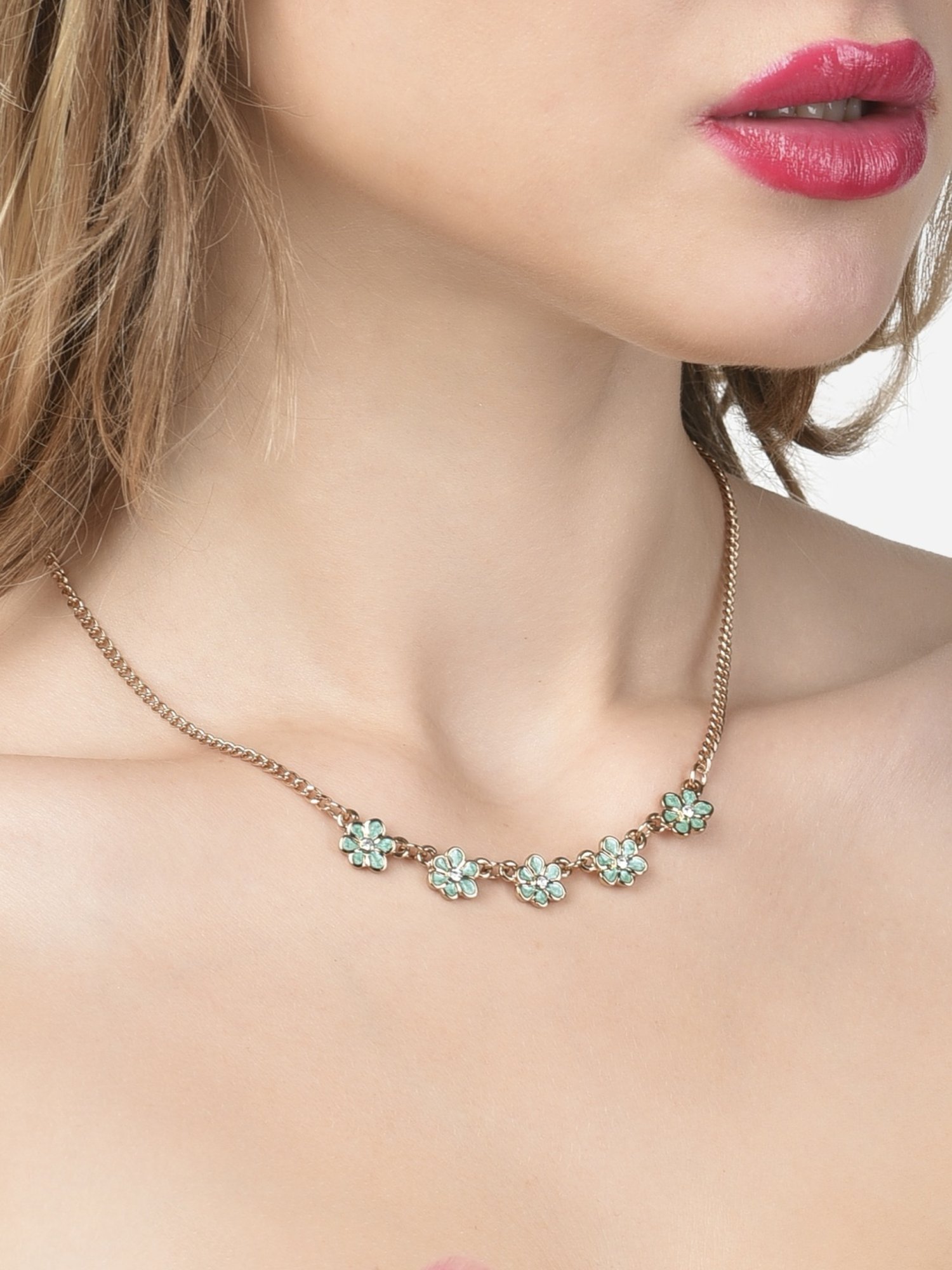 Karatcart Golden Sea Shell and Textured Disk Multicharm Multilayered Chain Women