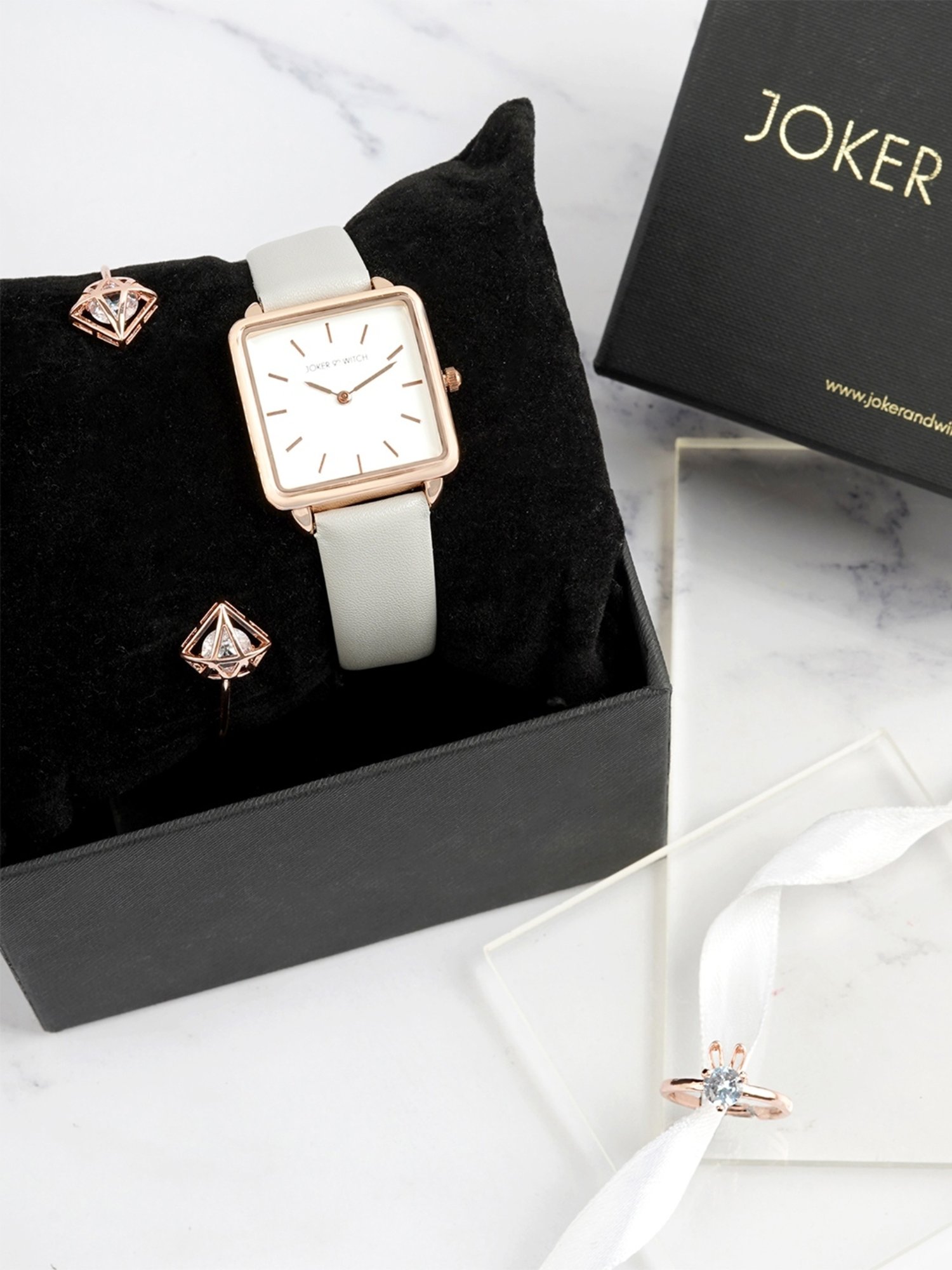 Joker & WItch JWLT569 Analog Watch for Women With Ring, Bracelet