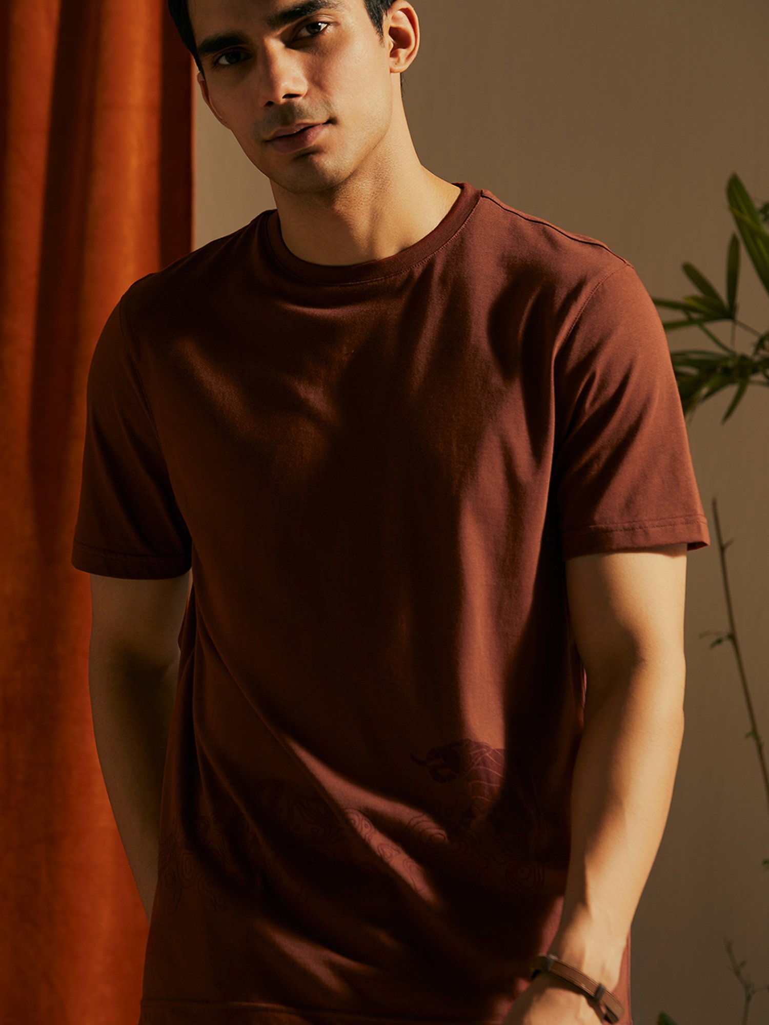 ANDAMEN Brown Regular Fit Printed Crew T-Shirt
