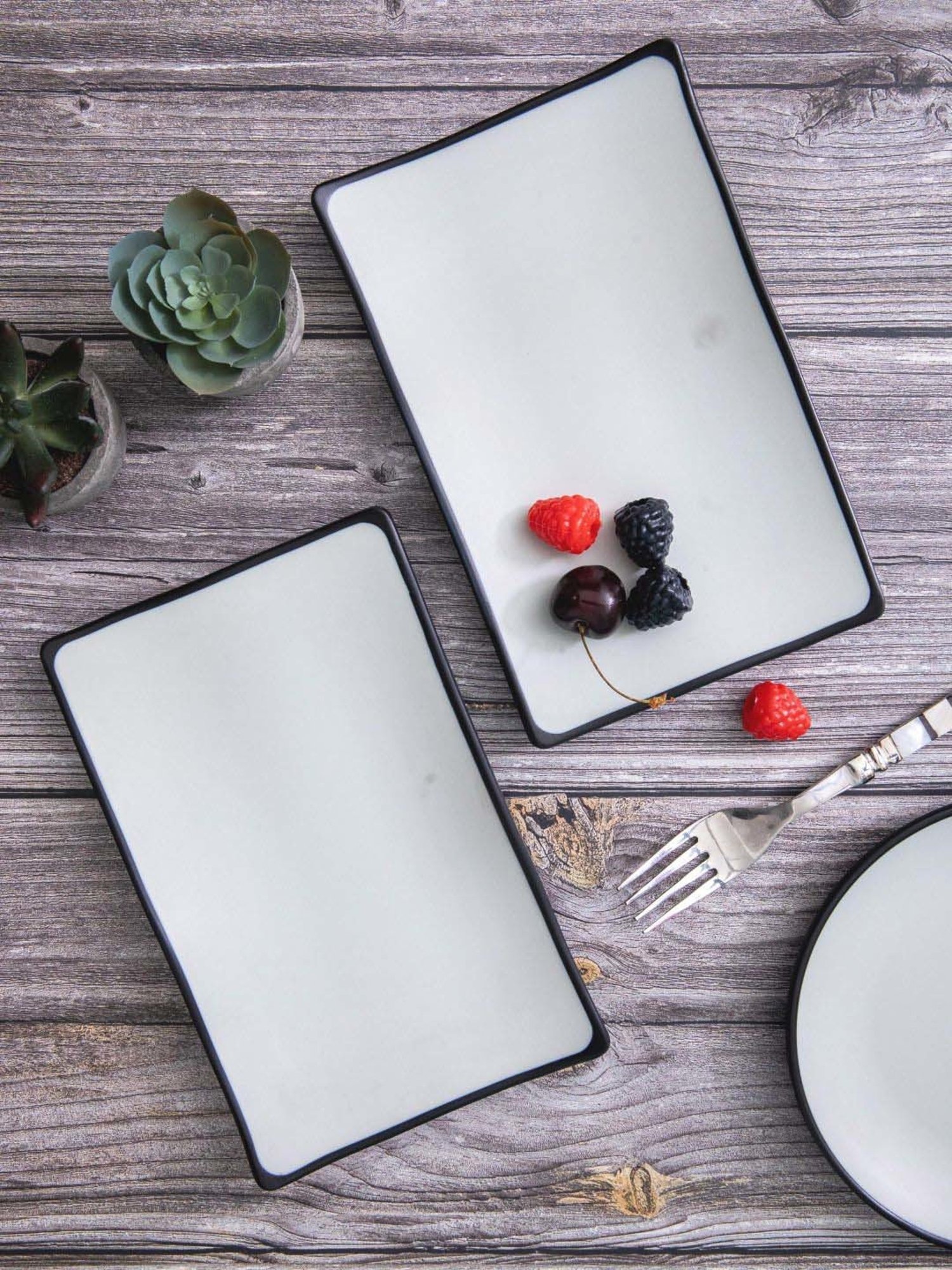 Servewell Cons. Brown Terraclay Melamine 22.5 cm 2 Tone Serving Platter - Set of 2