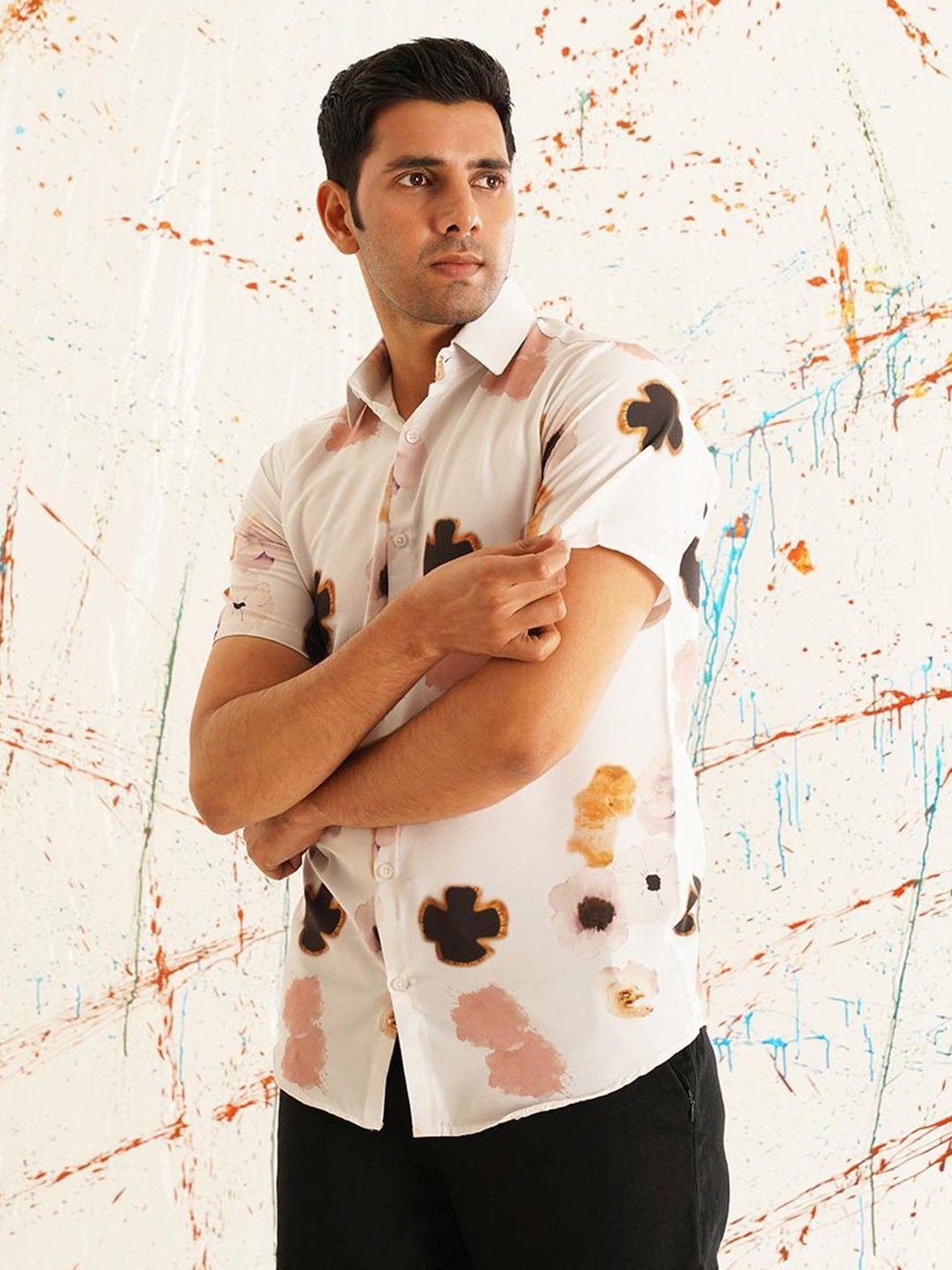 Indian Needle Peach Regular Fit Floral Print Shirt