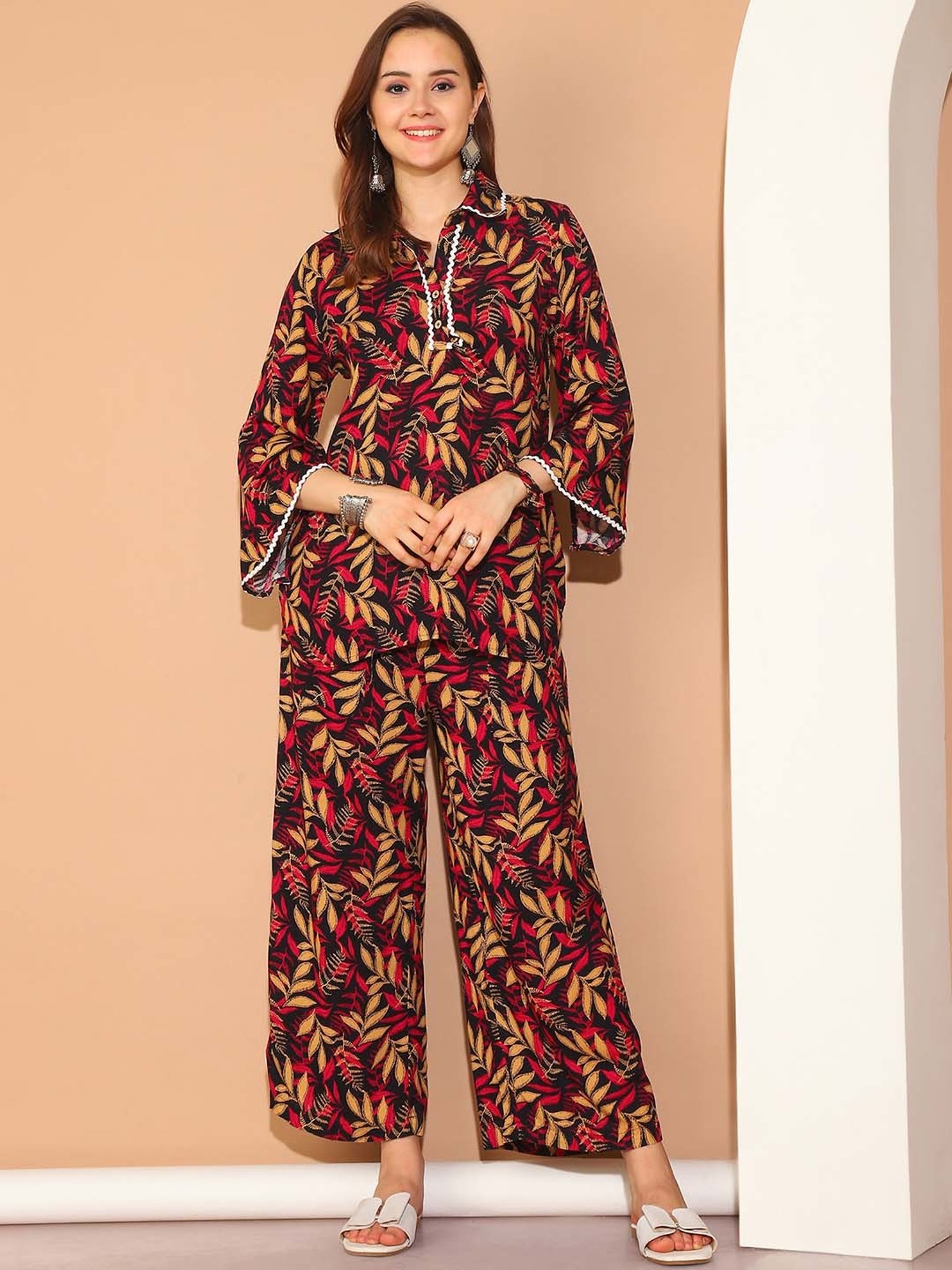 Moms Maternity Black Tunic Palazzo Set