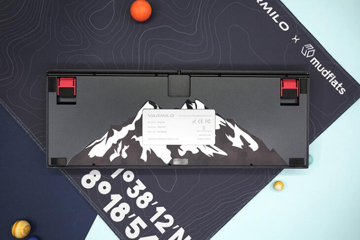 2, 60% Wired/Wireless Mechanical Keyboard (Kailh Box Brown Switch/White Case) - Full Keys Programmable - True RGB Backlit - Tap Arrow Keys - Double Shot PBT Keycaps - NKRO - 1900mAh Battery