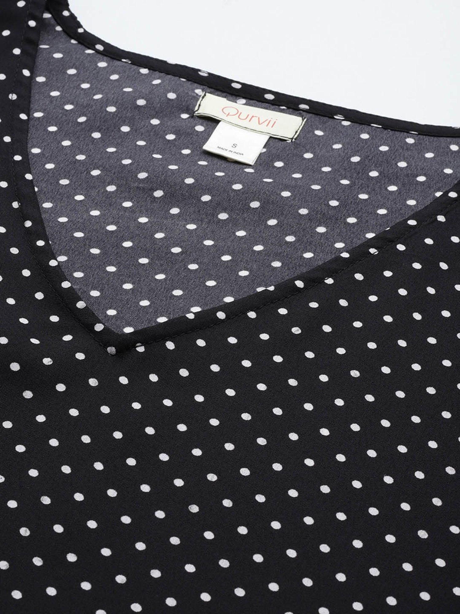 Qurvii Black Polka Dot Print Top