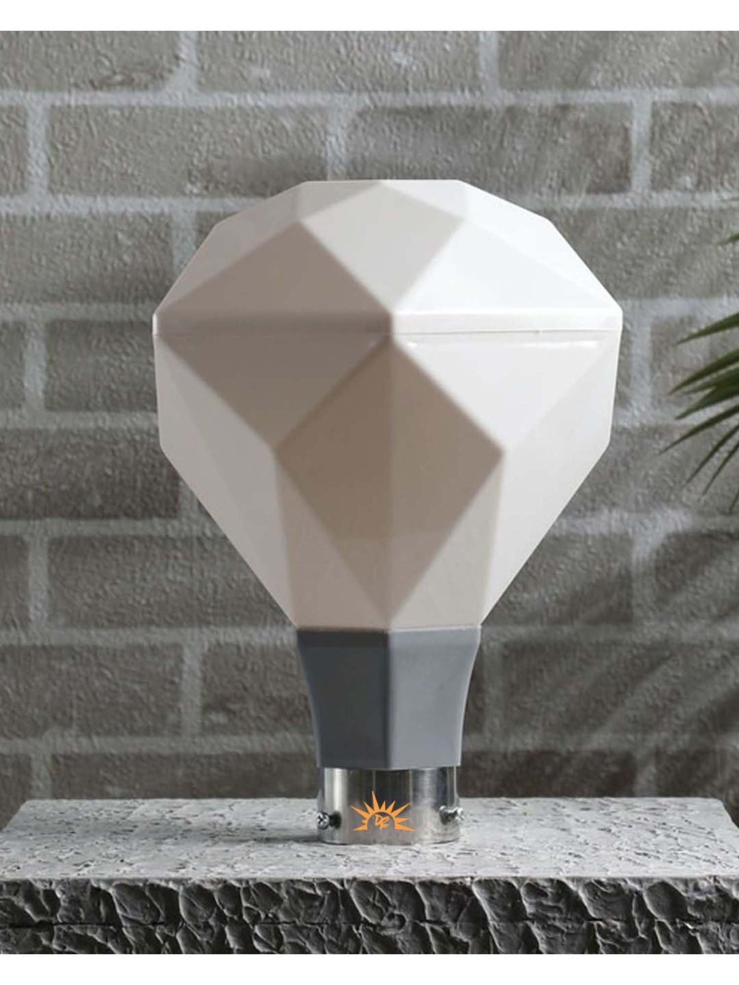 DecorativeRay Off White PVC Gate Light - Set of 1