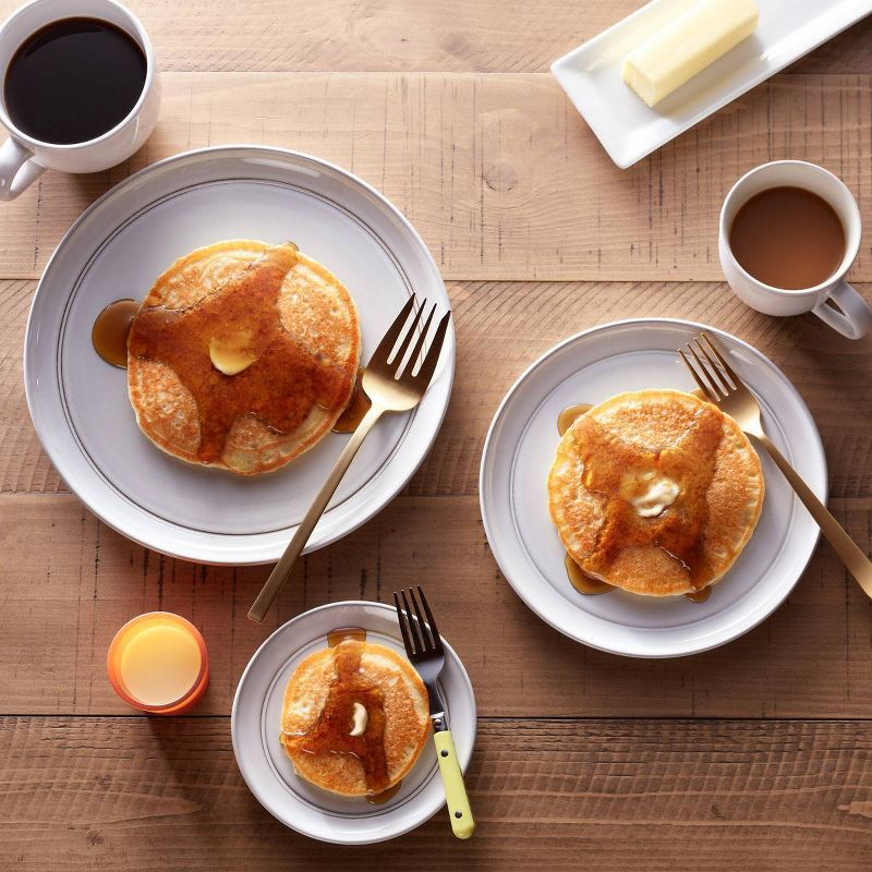 Hungry Jack Complete Extra Light & Fluffy Pancake Mix - 32oz