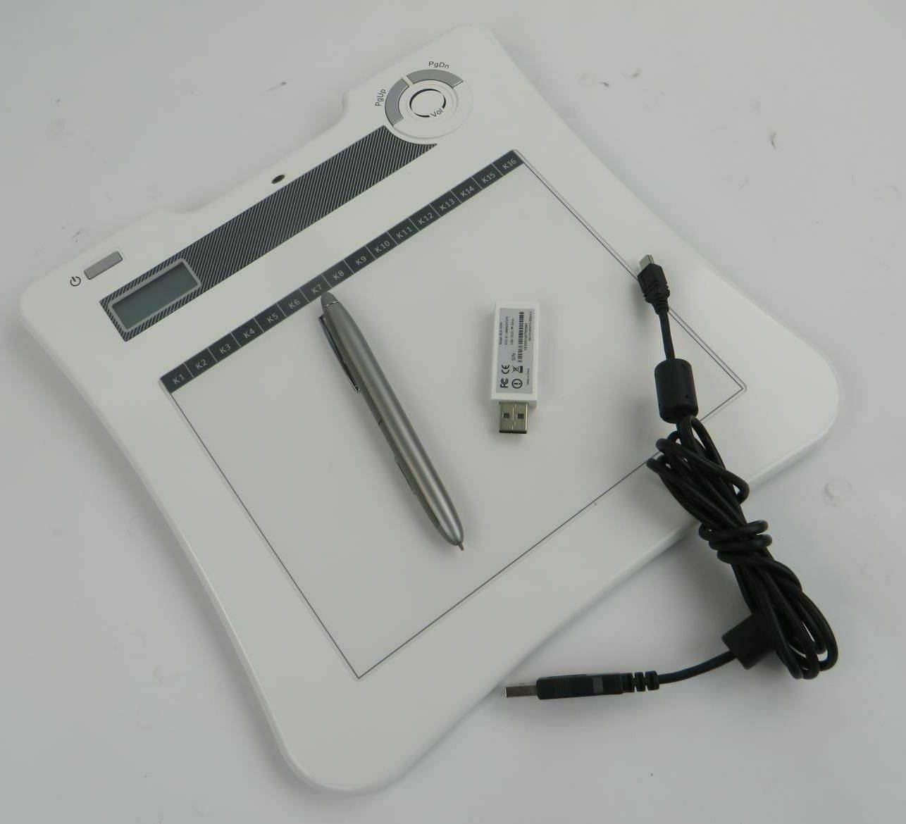 Qomo RCK-T07 QIT30 The Prodigy 9.7" Wireless Tablet Interactive Whiteboard