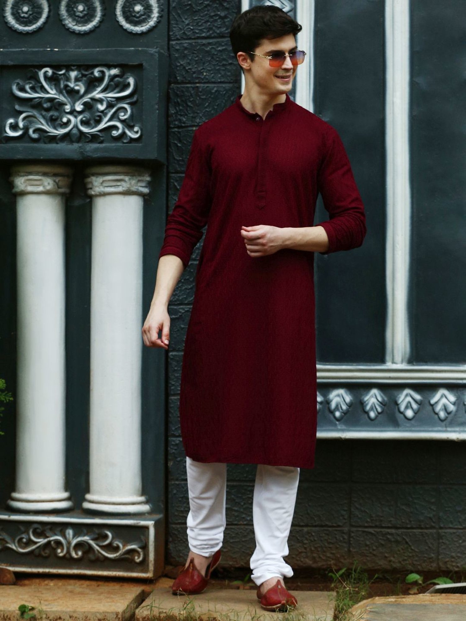Sanwara Maroon Cotton Regular Fit Chikankari Kurta Bottom Set
