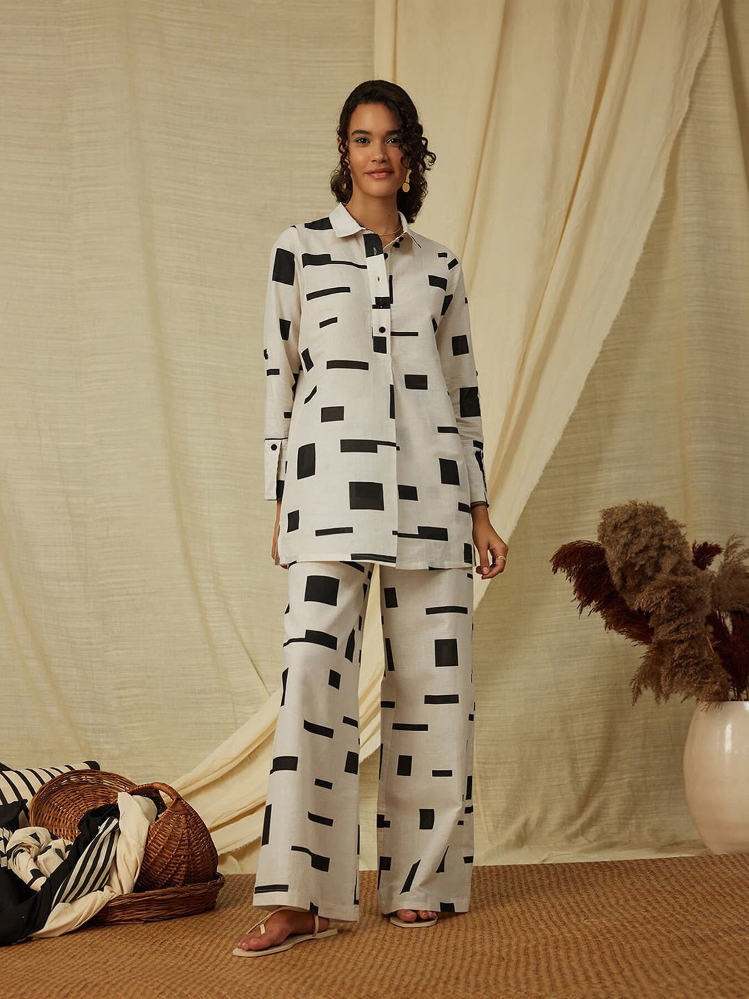 Pink Fort Black & Cream Cotton Printed Shirt With Trousers