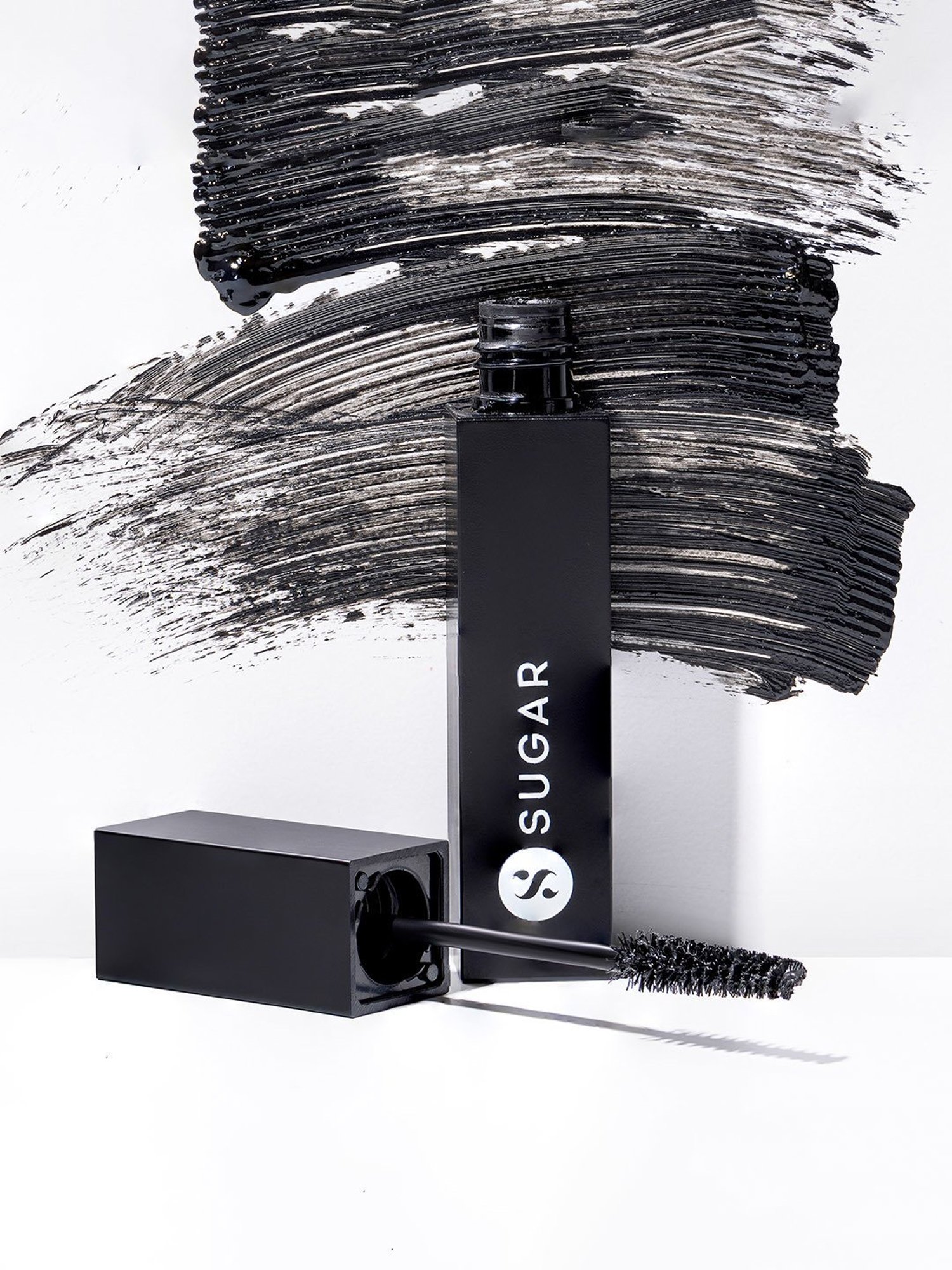 SUGAR Cosmetics Blacklash Volumizing Mascara 01 Black Up - 6.5 gm