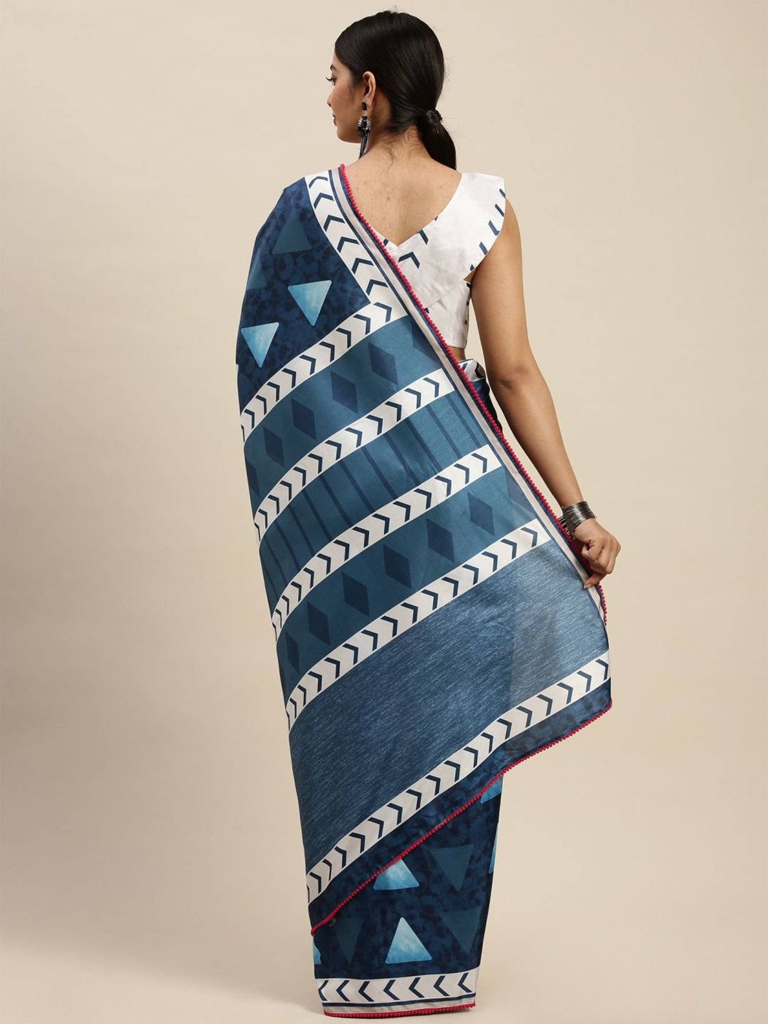 Unnati Silks Red Silk Printed Saree With Unstitched Blouse