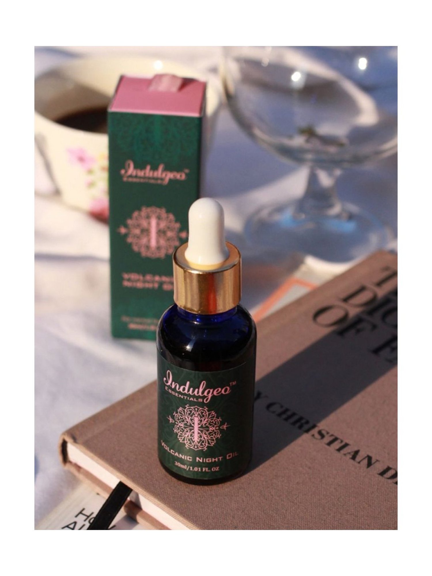 Indulgeo Essentials Volcanic Night Oil - 30 ml