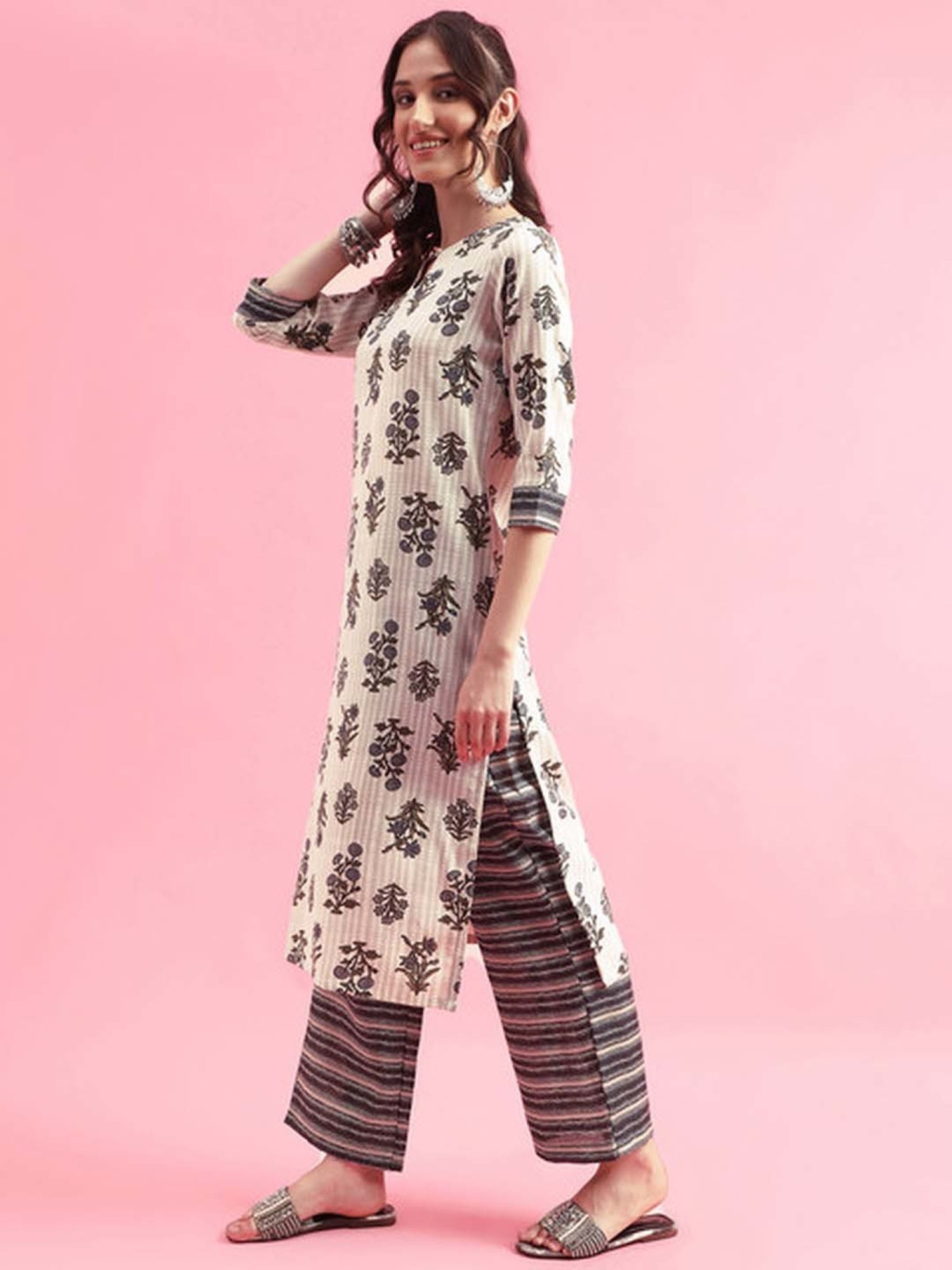 Skylee Off White & Grey Printed Kurta Palazzo Set With Dupatta