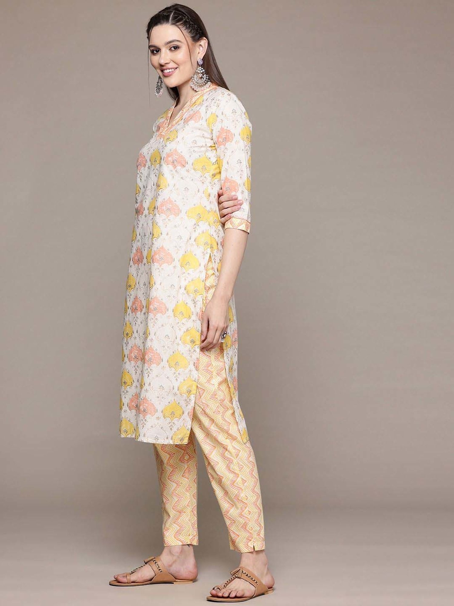 READIPRINT FASHIONS Beige Cotton Printed Kurta Pant Set With Dupatta