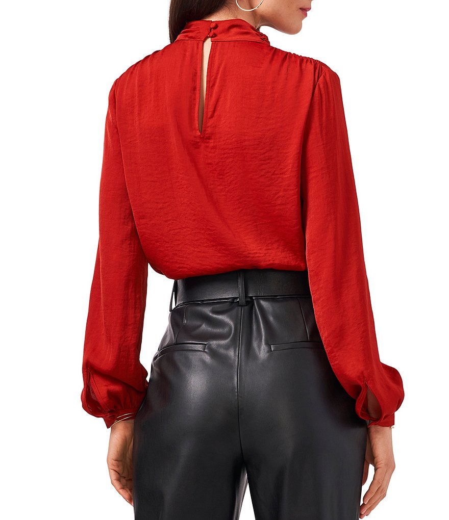 WAYF Double Ruffle V-Neck Peplum Top