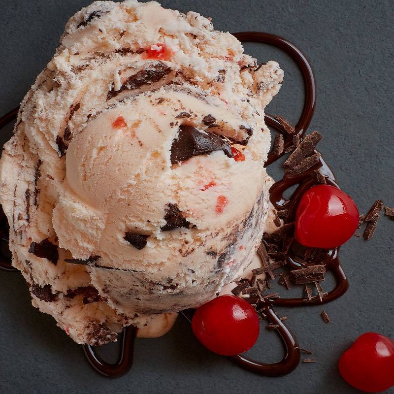 Hudsonville Traverse City Cherry Fudge Ice Cream - 48oz