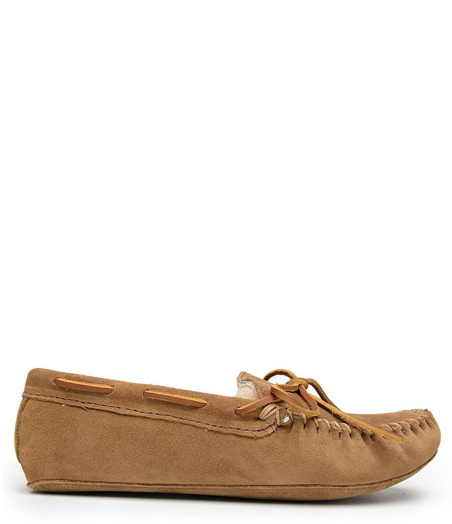 Minnetonka Sheepskin Softsole Moccasins